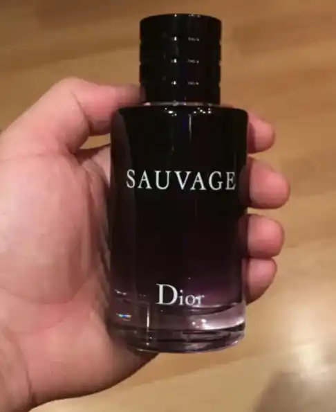 Парфюмерная вода для мужчин Sauvage, подарочный, 100 мл