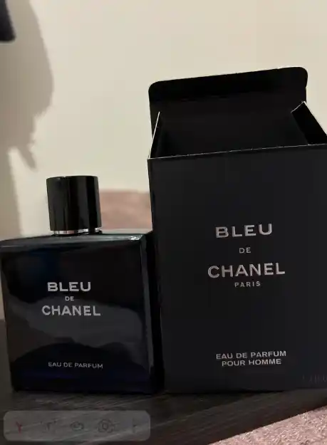 Erkaklar uchun parfyumlangan suvi, Bleu de, 100 ml