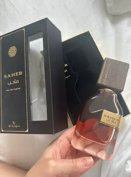 Erkaklar va ayollar uchun Ard Al Zaafaran Saheb Intense arab parfyumlangan suvi, 100 ml