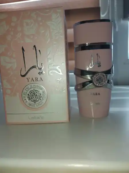 Ayollar uchun Lattafa YARA parfyumerlangan suvi, 100 ml