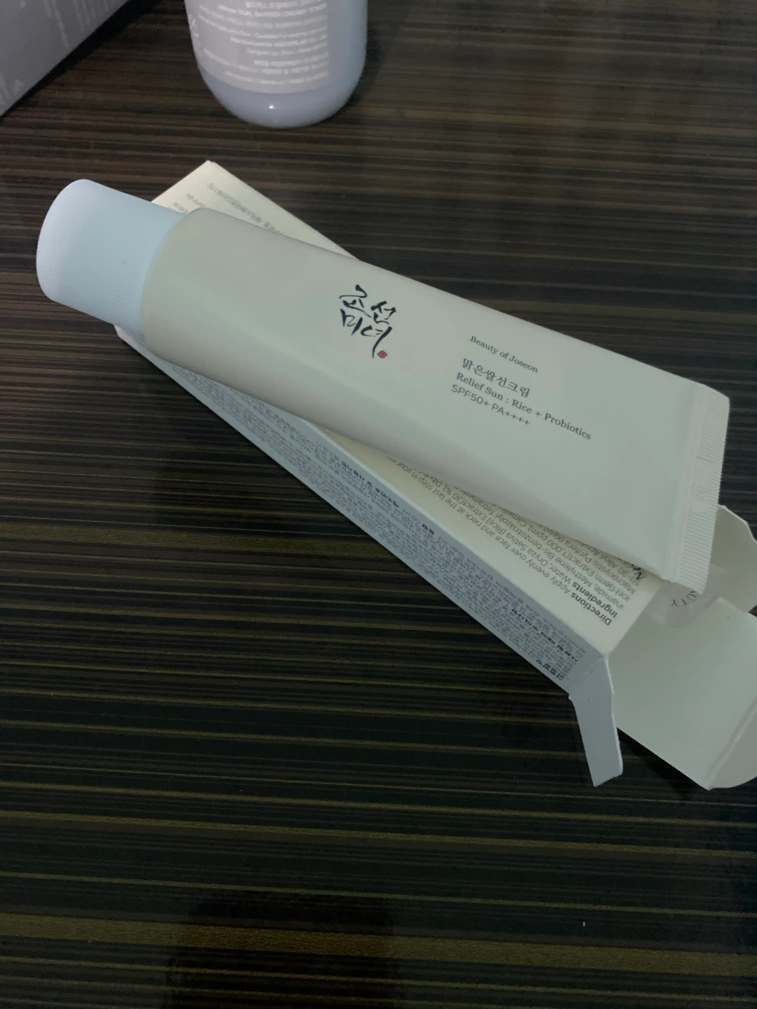 SPF50  quyoshdan himoya kremi Beauty of Joseon Relief Sun