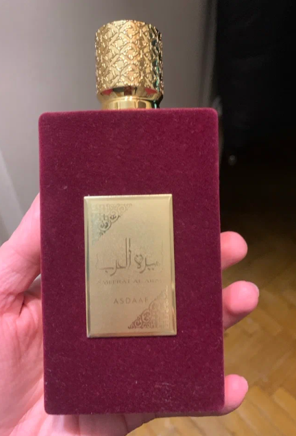 Ayollar duxisi Ameerat Al Arab, 100 ml