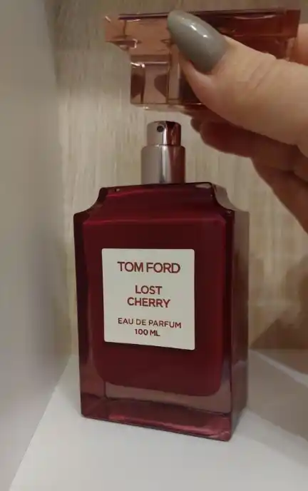 Ayollar va erkaklar paryumlangan suv Tom Ford Lost Cherry, 100 ml