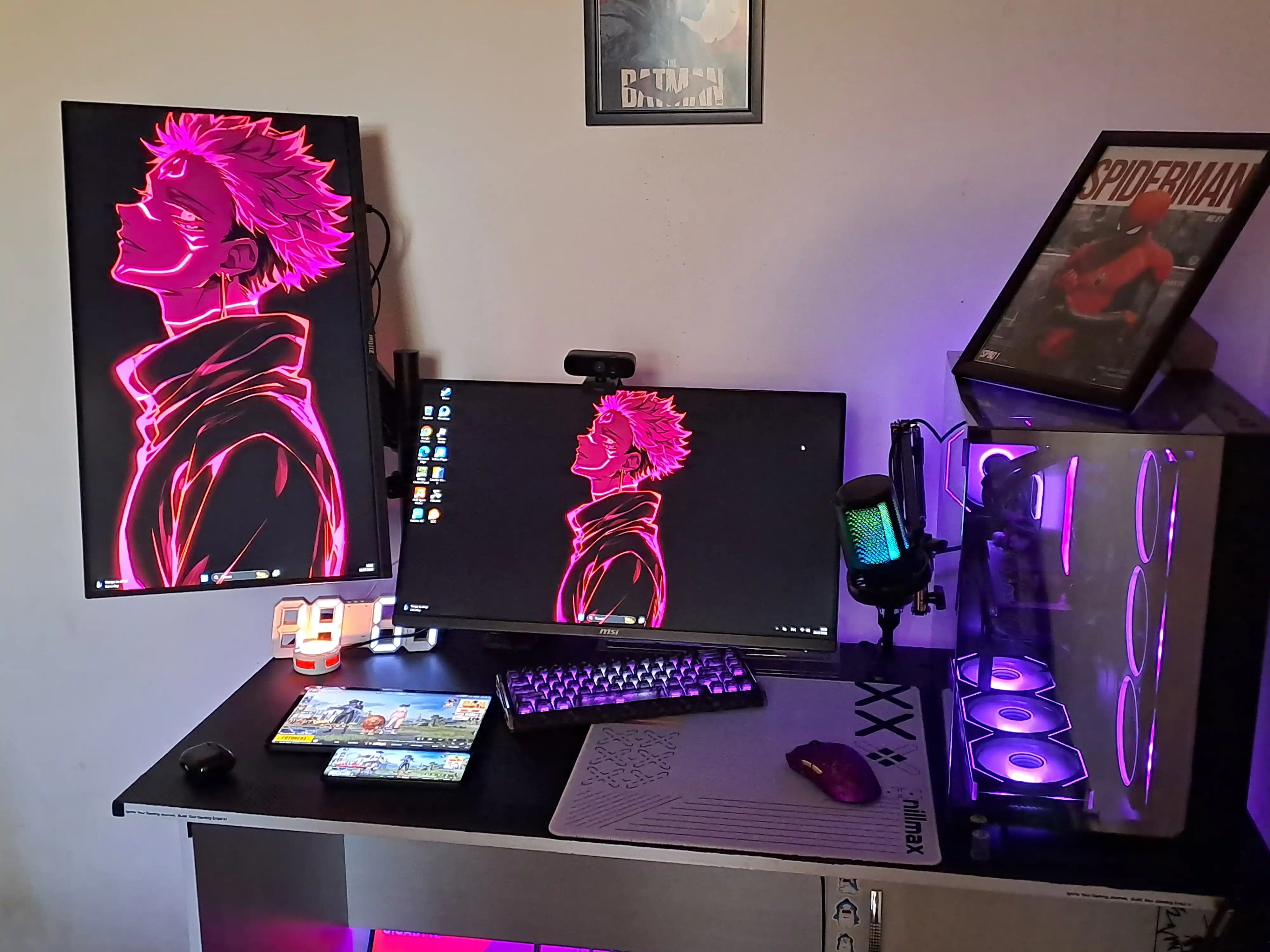 Микрофон конденсаторный игровой с подсветкой RGB с кронштейном, с поп-фильтром для стримов