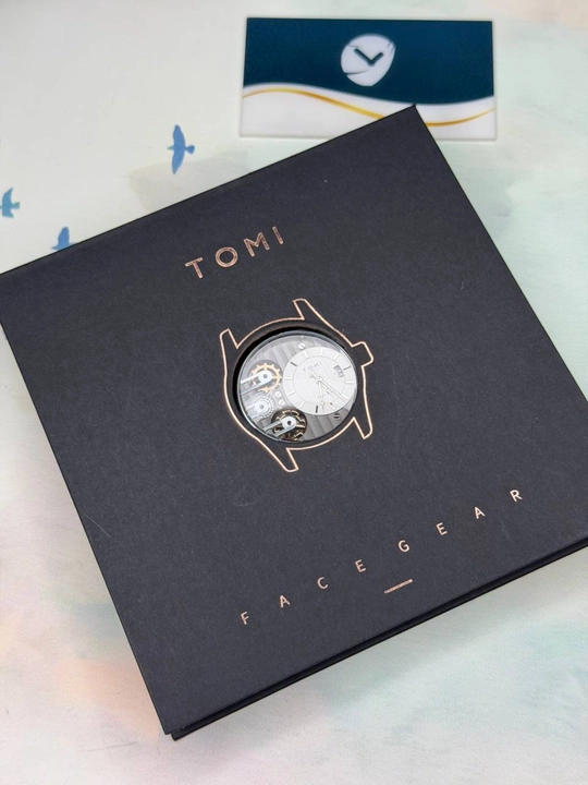 Стильные мужские часы TOMI