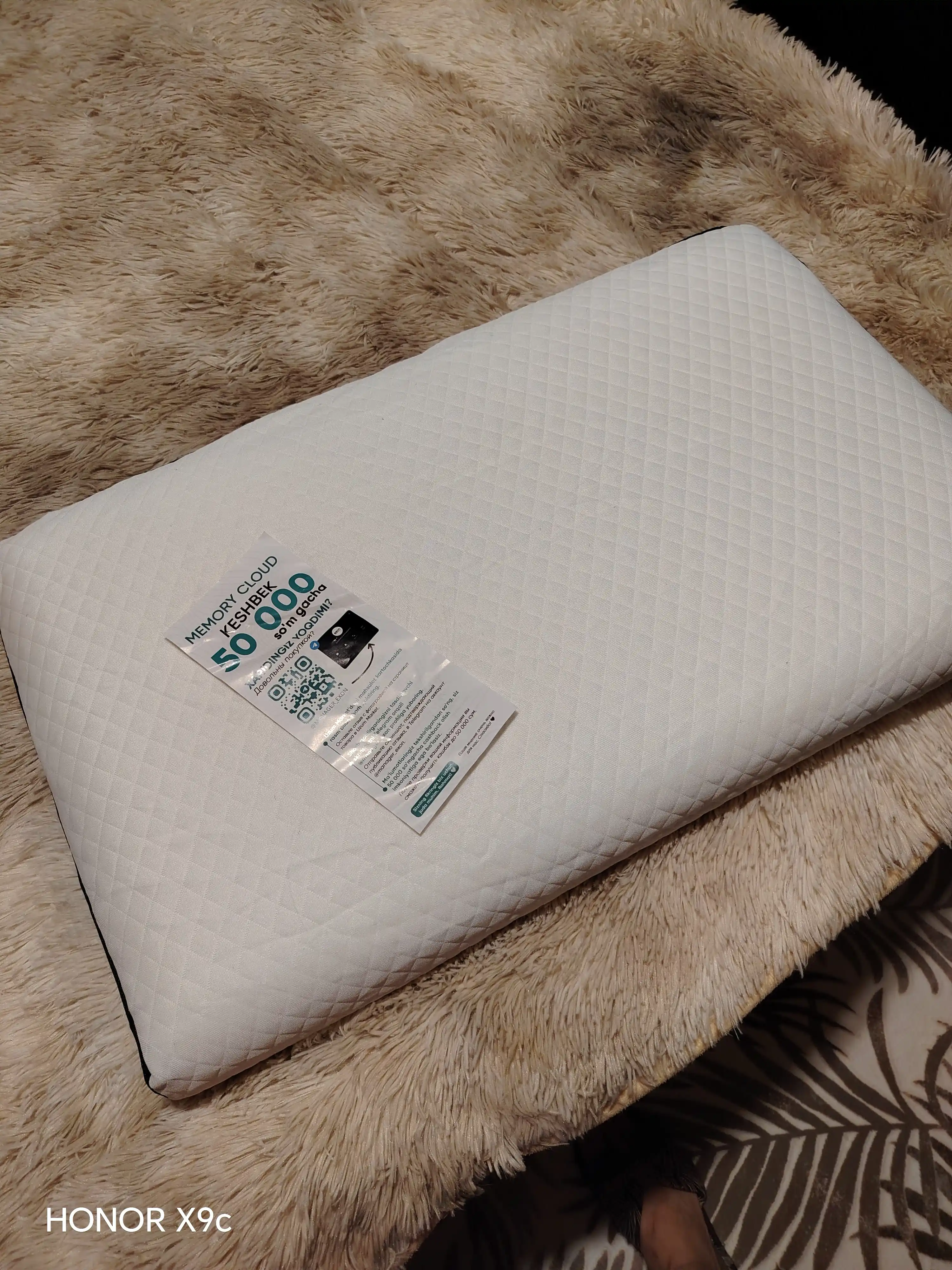 To‘plamda 1-2 ta ortopedik yostiq, Memory Foam 65x40 sm o‘lchamdagi anatomik uyqu yostig‘i