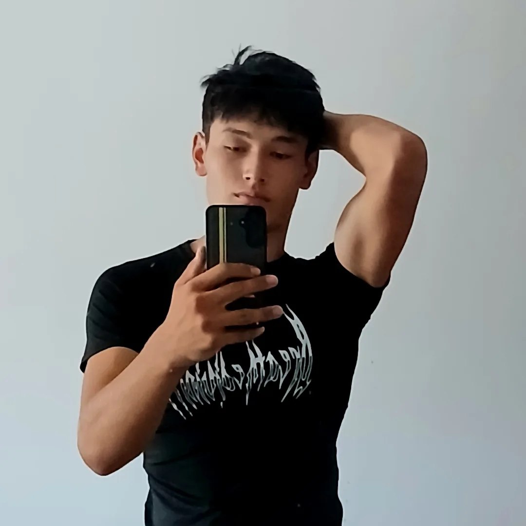 Fitnes va sport uchun bosilgan siqilgan futbolka, sport rashguard, erkaklar uchun