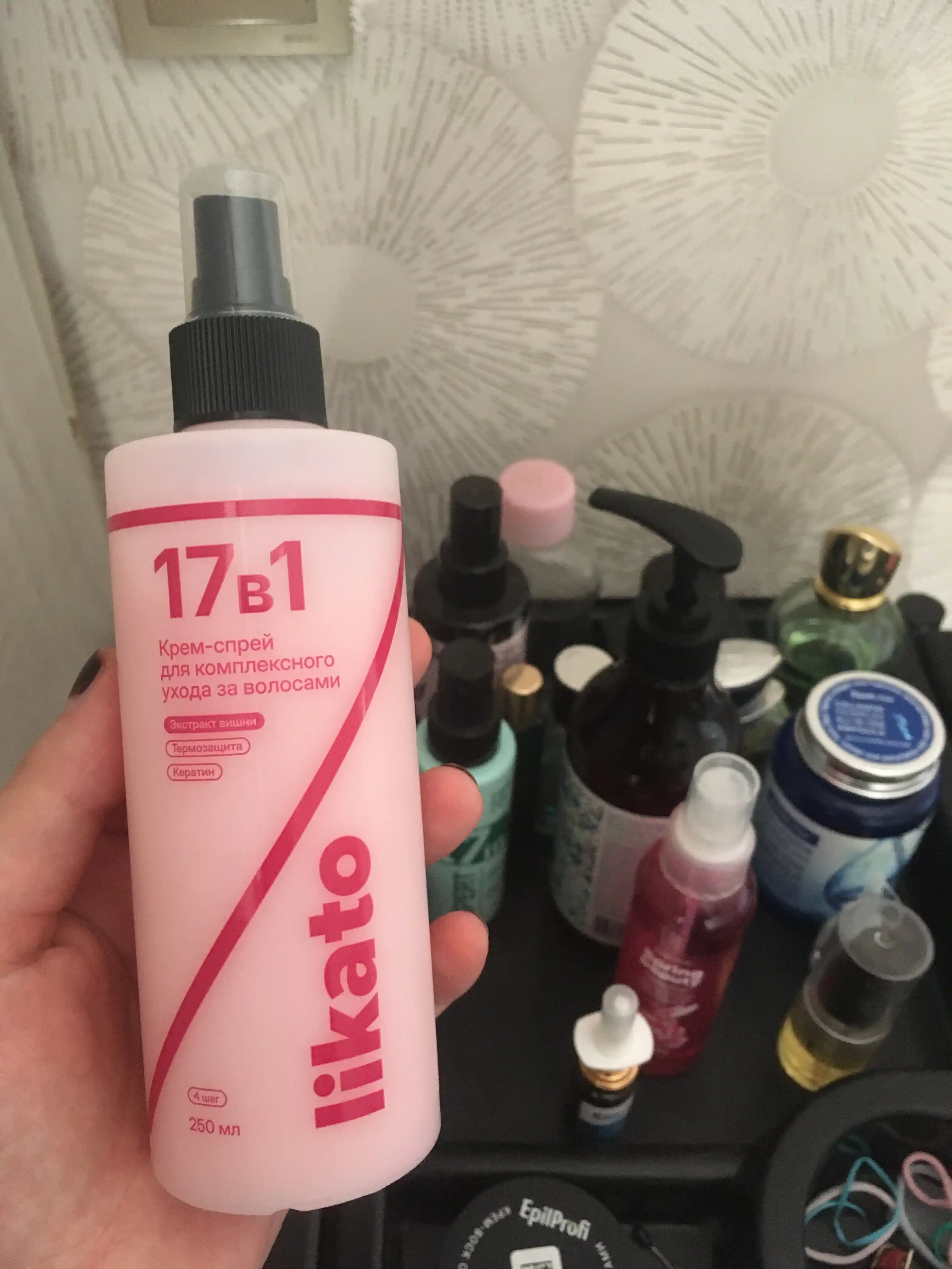 Sochlar uchun sprey Likato, krem, termal himoya, yuvilmaydigan, 17 tasi 1 da, 250 ml