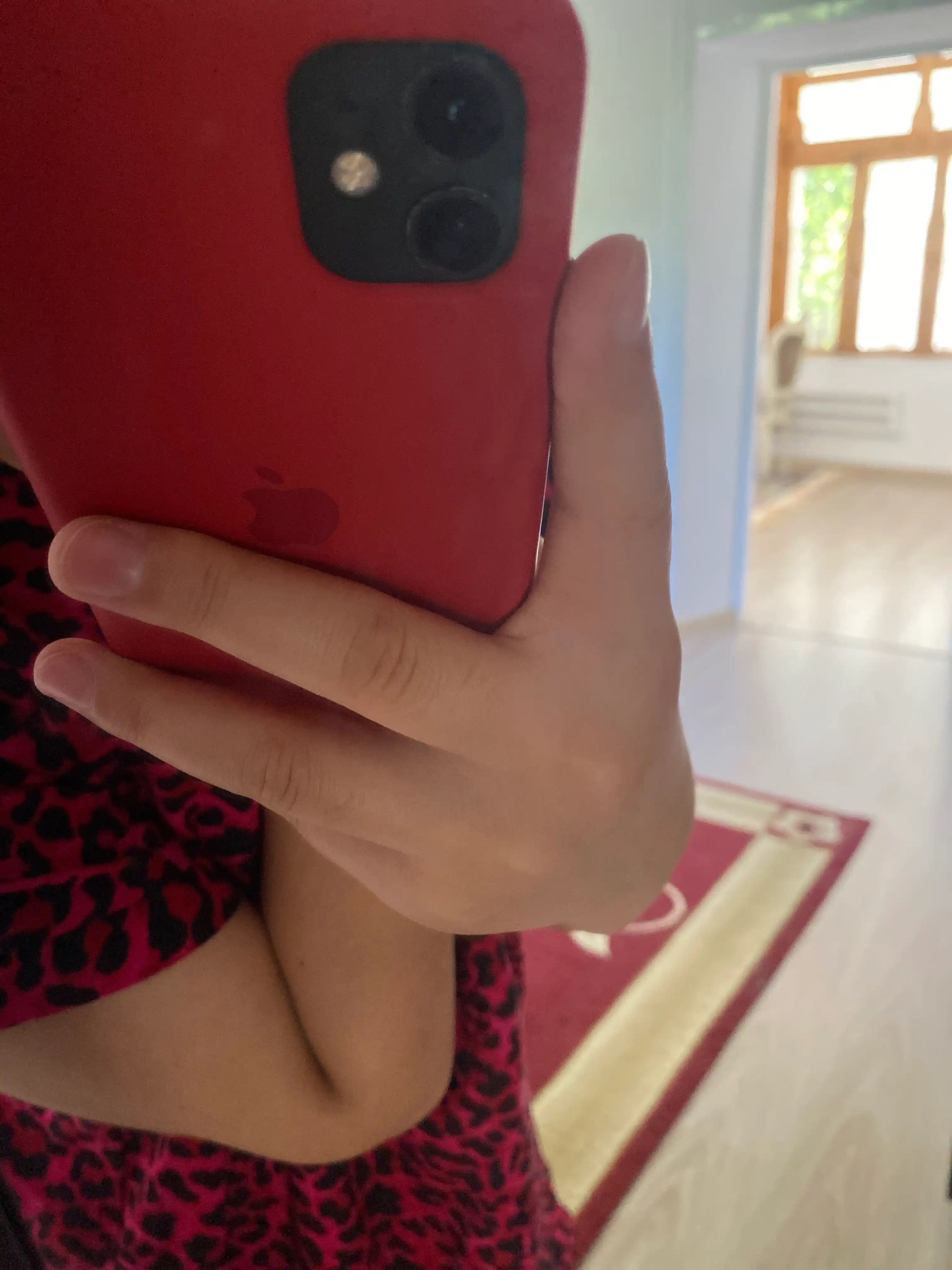Силиконовый чехол для iPhone — мягкий, защитный и стильный чехол