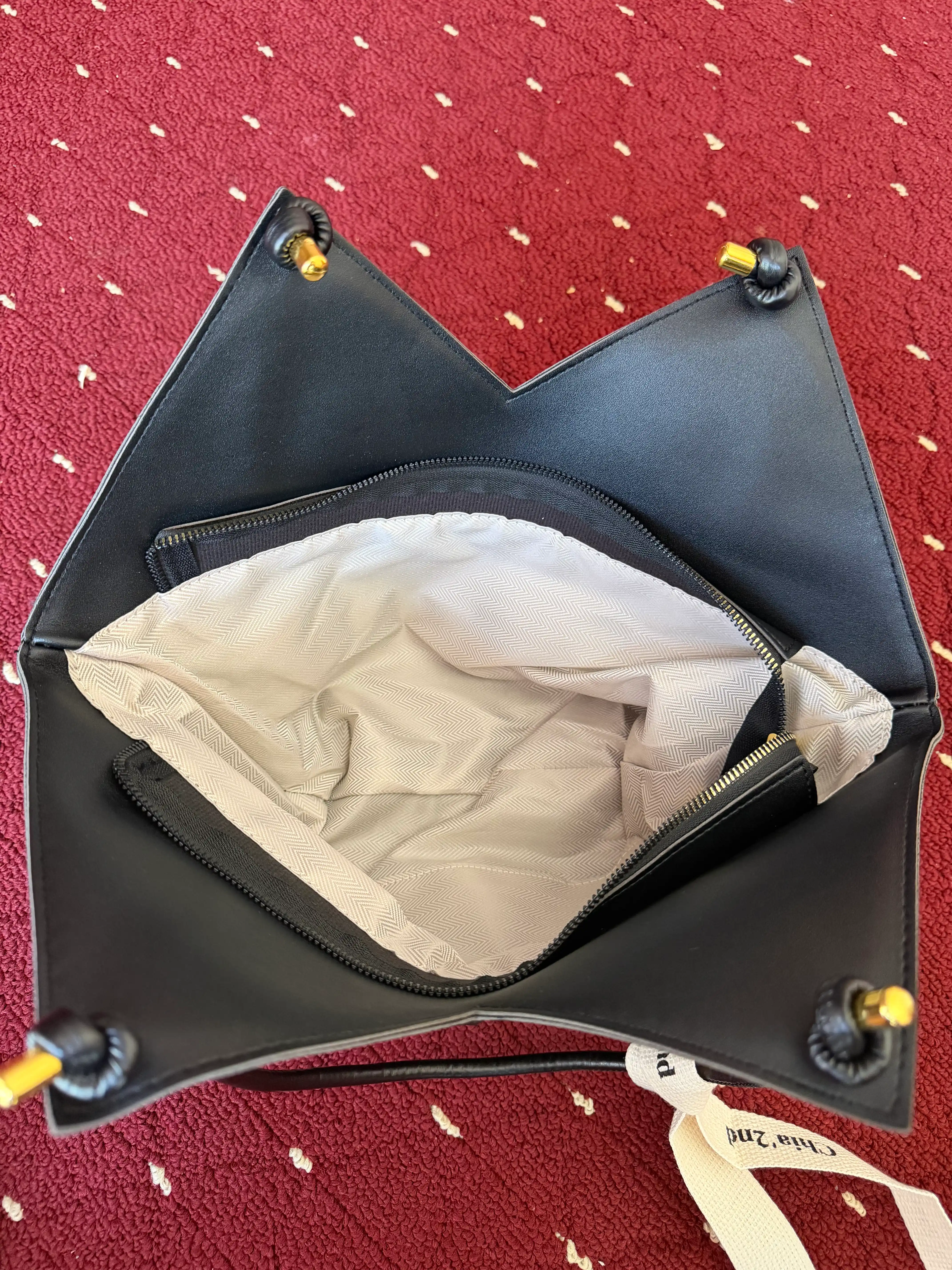 Ayollar sumkasi, shopper, yelkaga, eko-charmdan tout