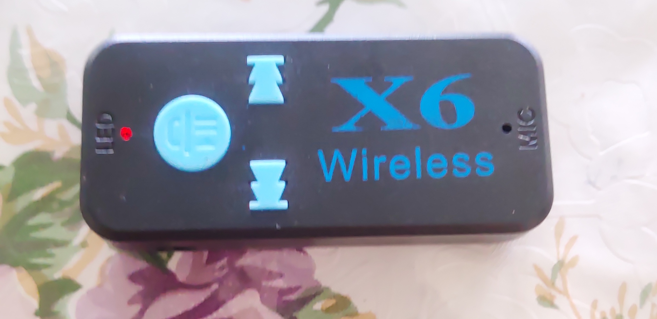 Avtomobil uchun Bluetooth adapteri AUX/USB - Simsiz audio ulanish