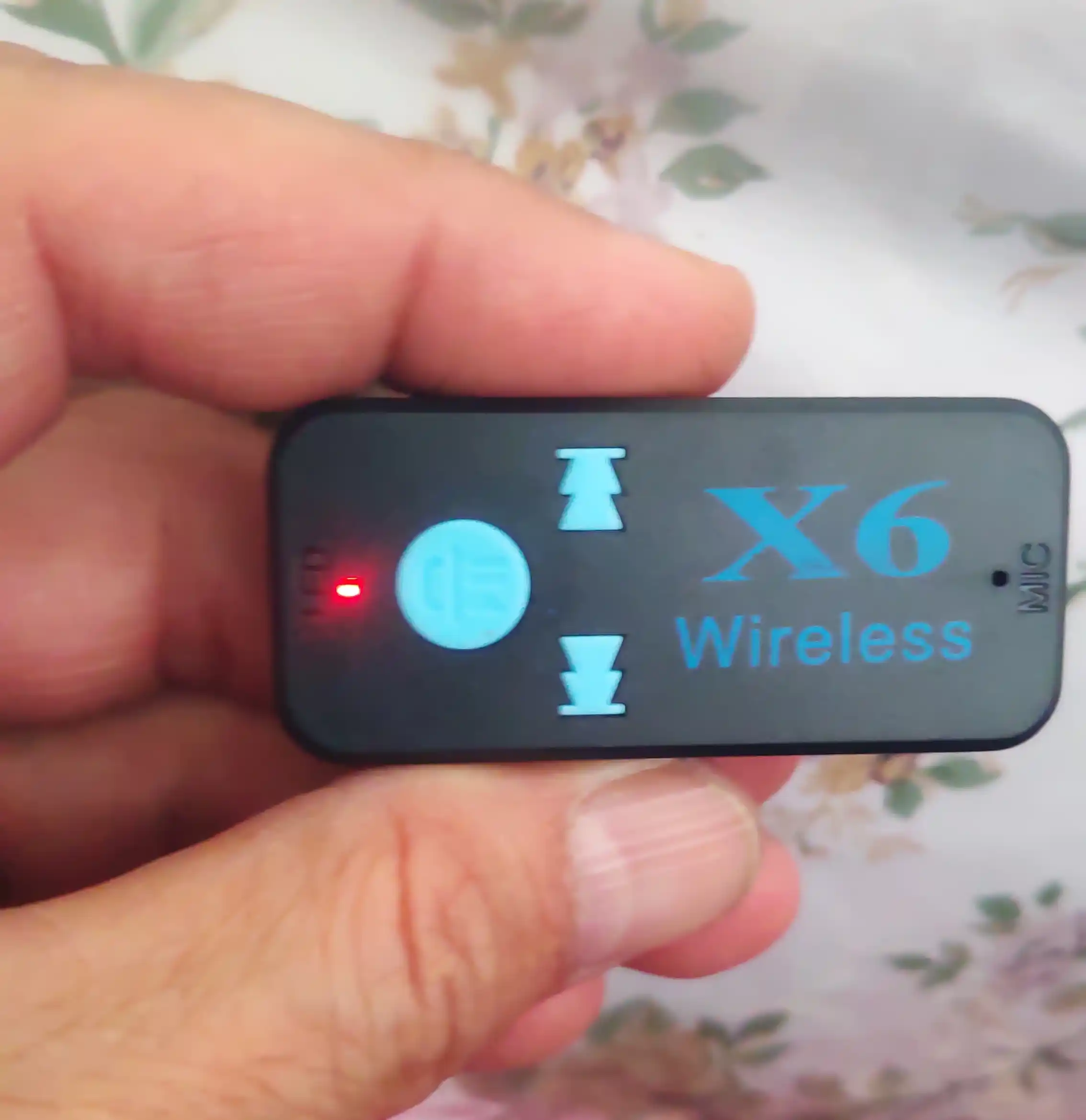 Avtomobil uchun Bluetooth adapteri AUX/USB - Simsiz audio ulanish