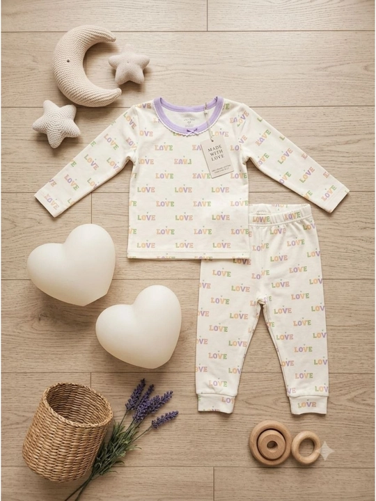 Qizchalar uchun paxtali pijama to'plami Love naqshli uzun yengli 2 qism