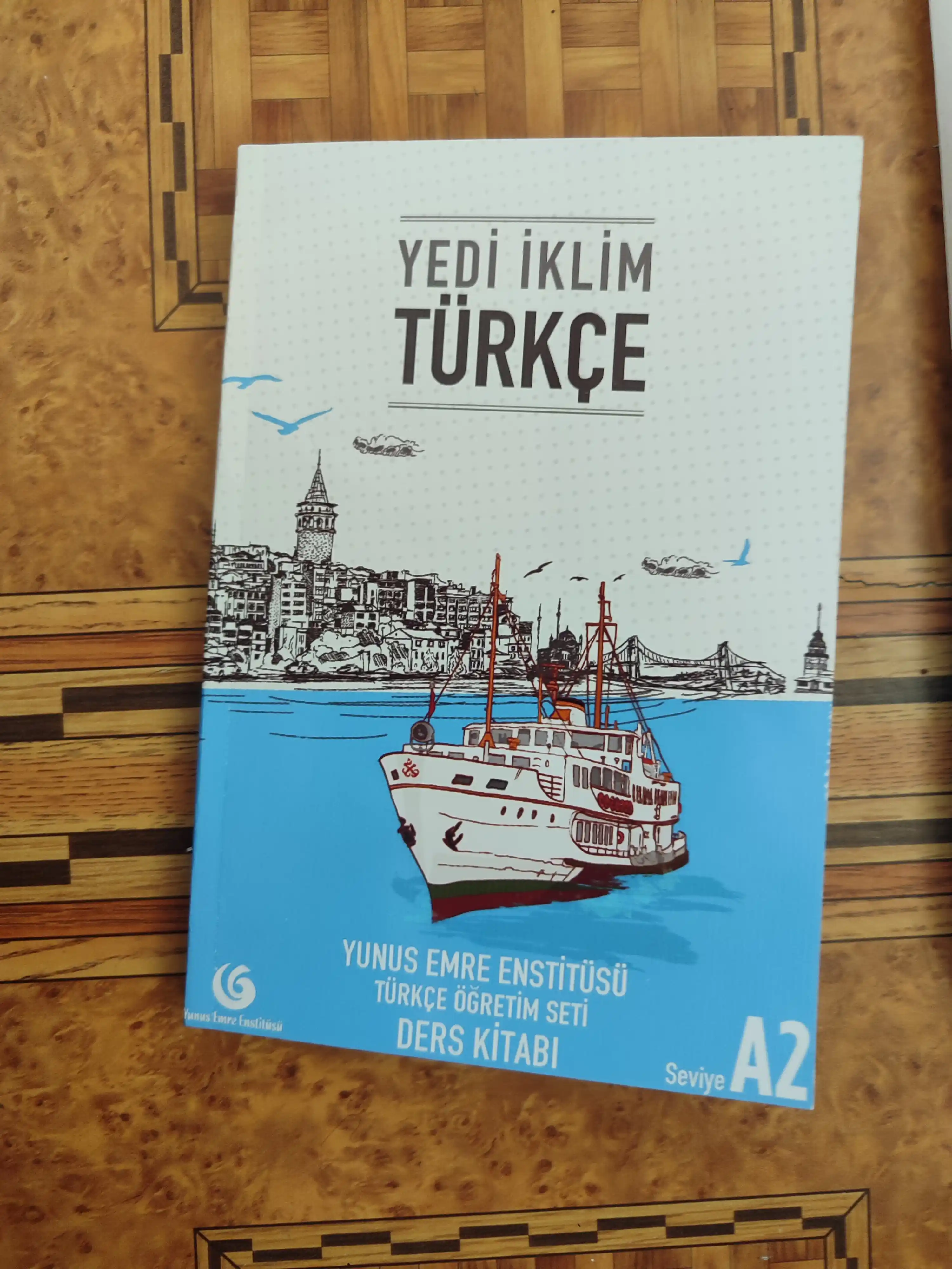 Yedi Iklim Turkce. A1,A2,B1,B2,C1. Mashq daftarlari va turk tilidagi darslik kitobi, A4