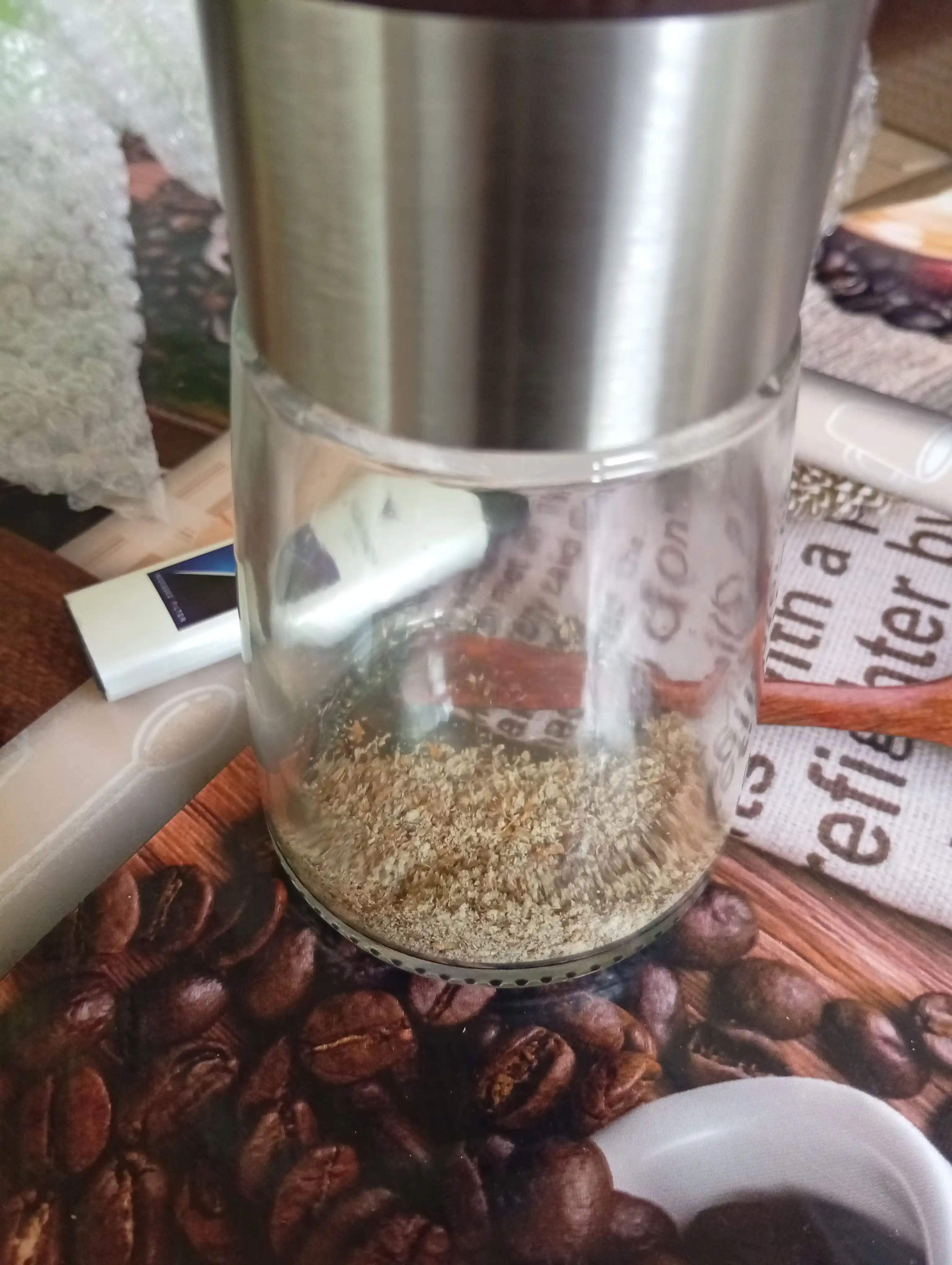 Qahva va ziravorlar uchun mexanik qoʻl qahva maydalagichi, 160 ml