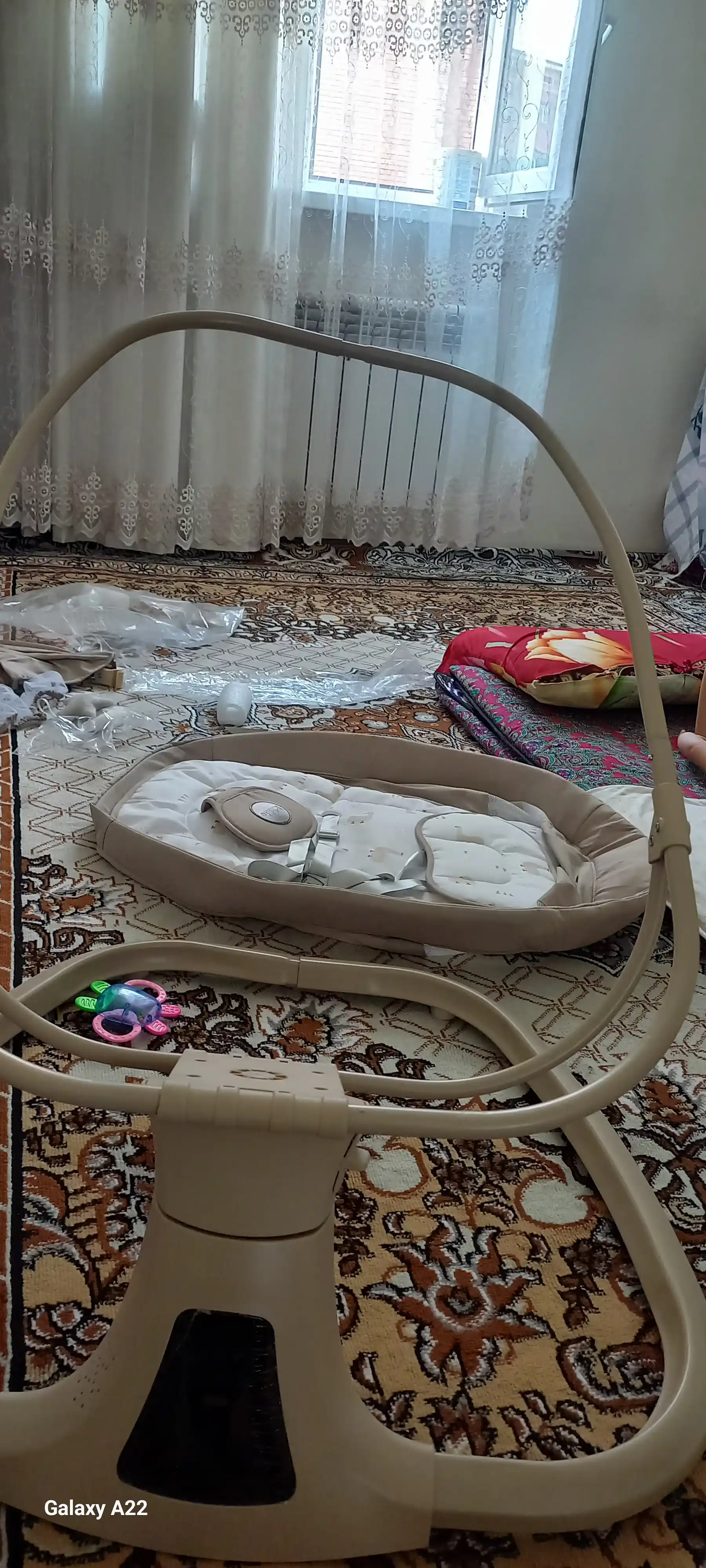 Детская кроватка, с автоматическим укачиванием Maribel-Kidilo