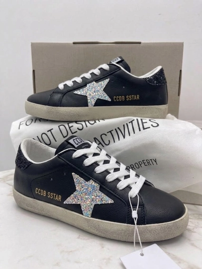 Ayollar va qizlar uchun Golden Goose kedalari - 