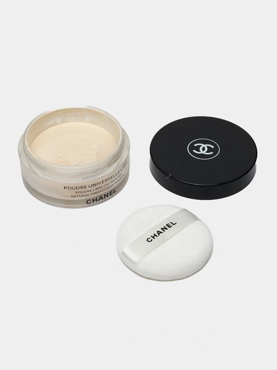 Barcha turdagi charmlar uchun Chanel Poudre Universelle Libre sochiluvchan upasi, 30 gr