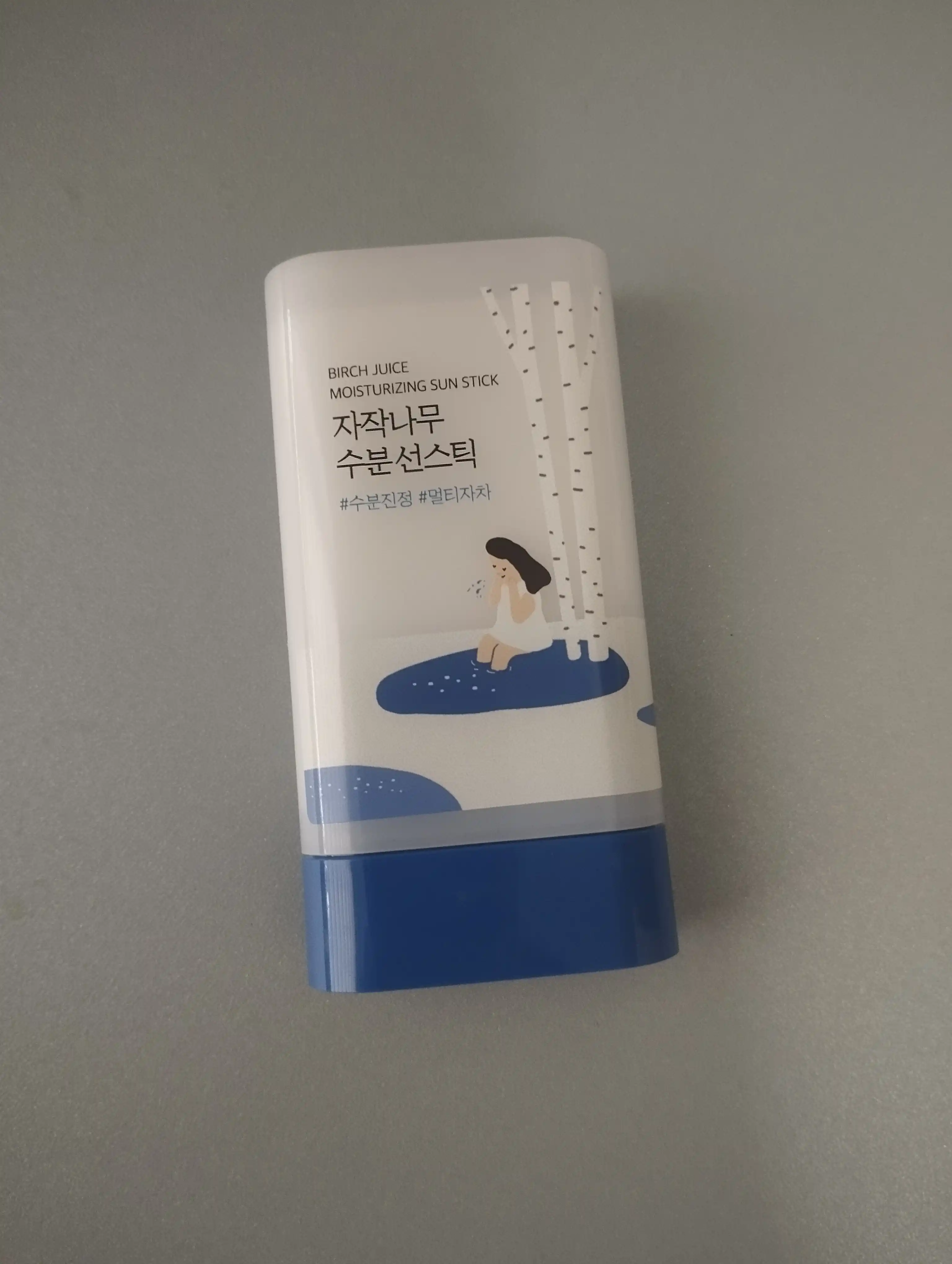 Dumaloq lab qayin sharbati nemlendirici quyosh tayoqchasi SPF 50 + PA + +++