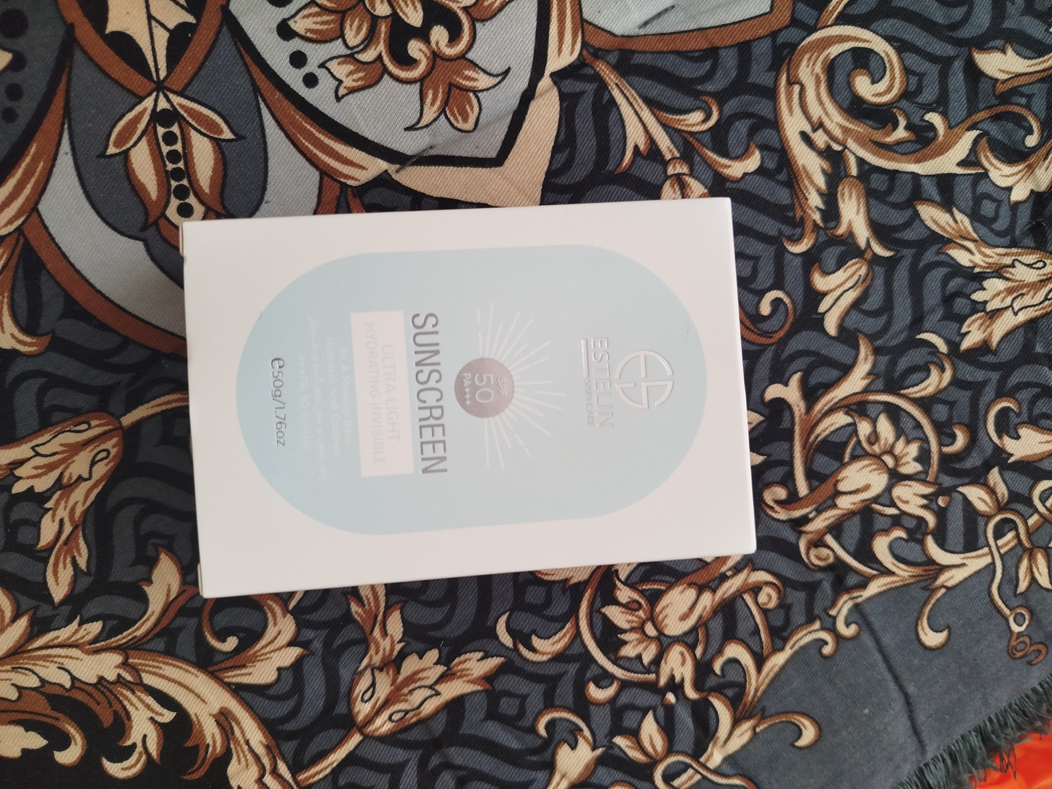 Estelin SPF 50+ PA+++ Quyoshdan saqlovchi namlantiruvchi krem, 50/100 ml