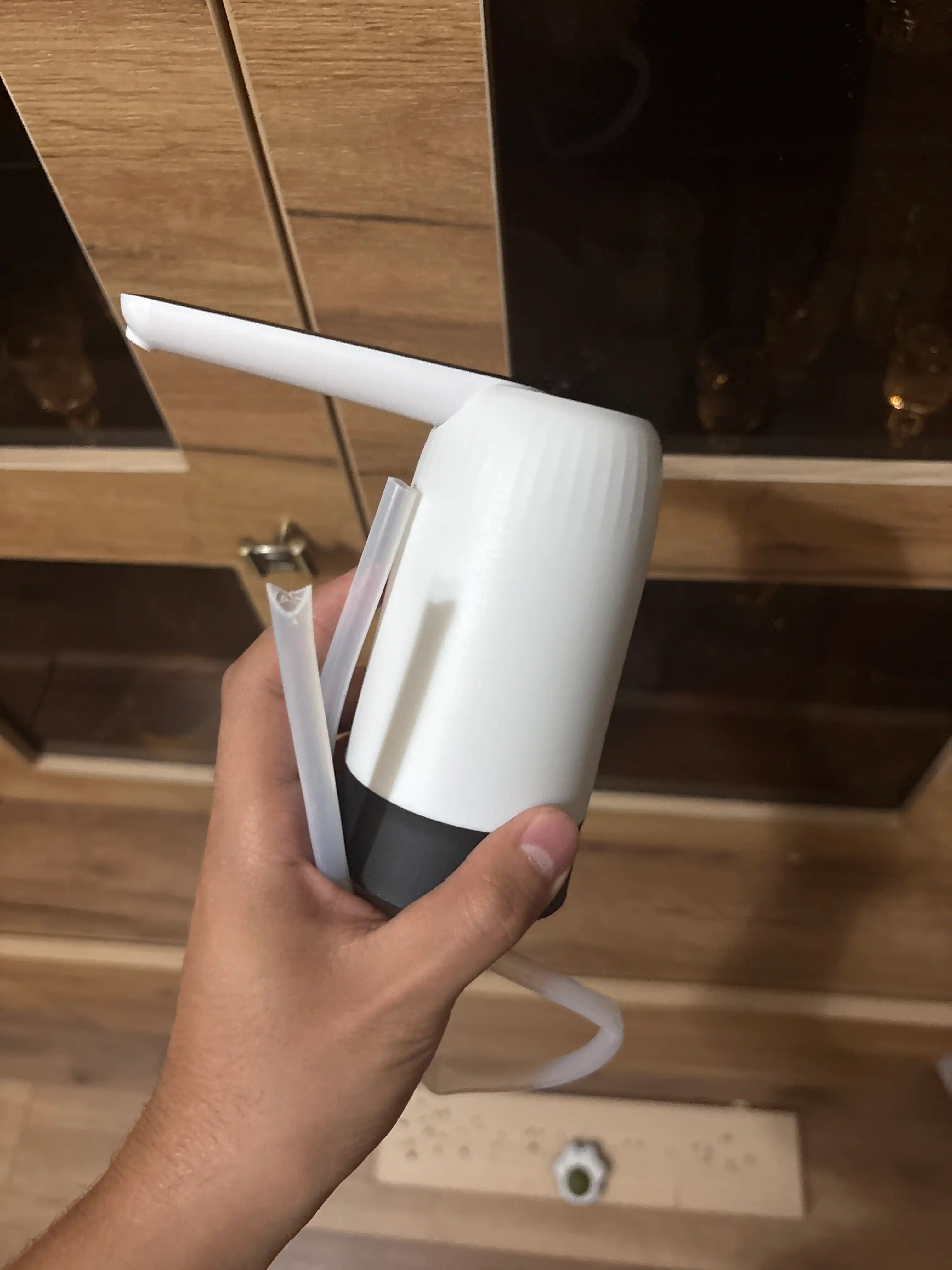 Помпа для воды электрическая USB, насос для бутыли 19л, автоматический дозатор воды