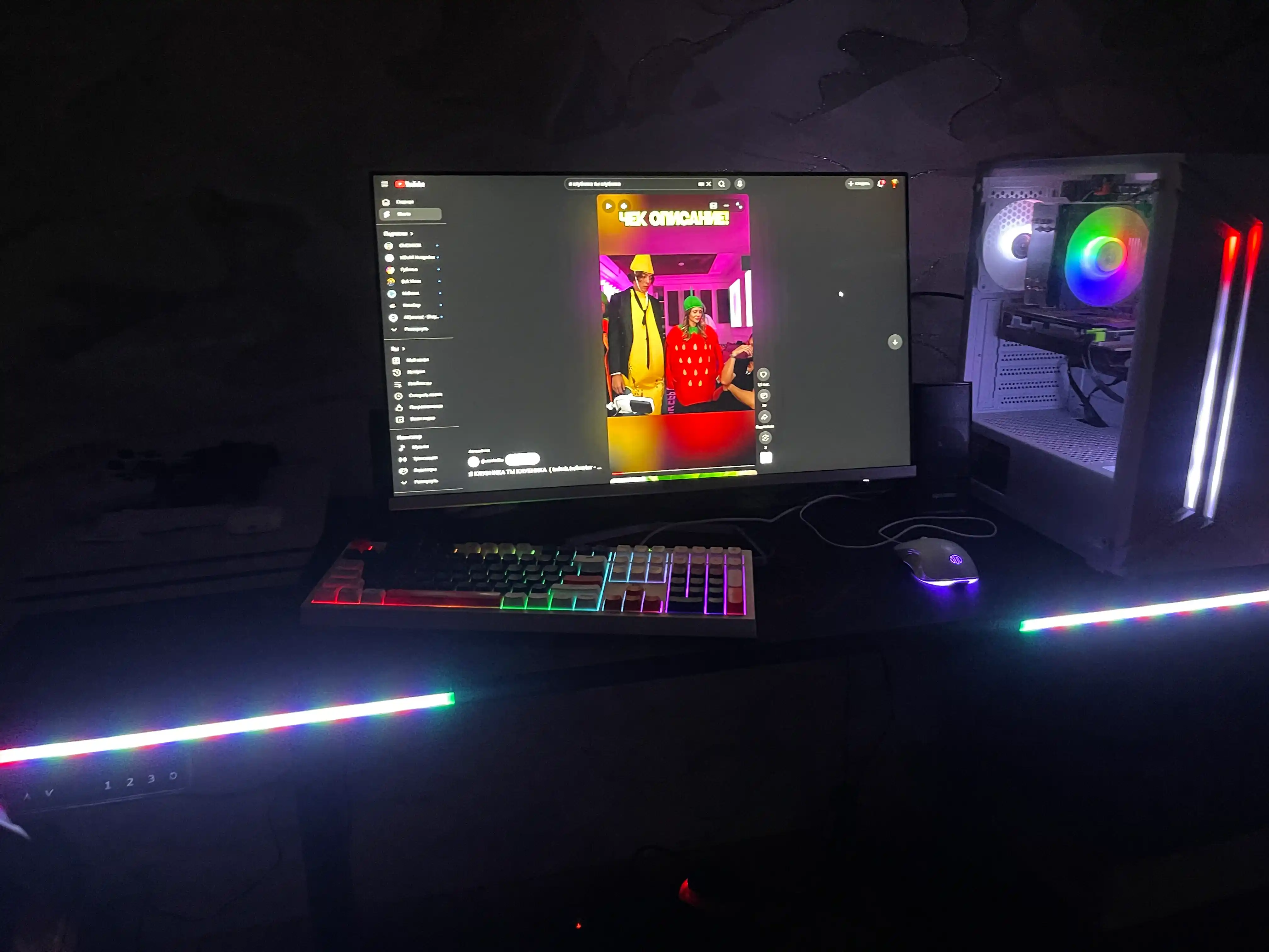 Elektron Geming Carbon stol 120–140 sm, RGB yoritishli zamonaviy gaming stol