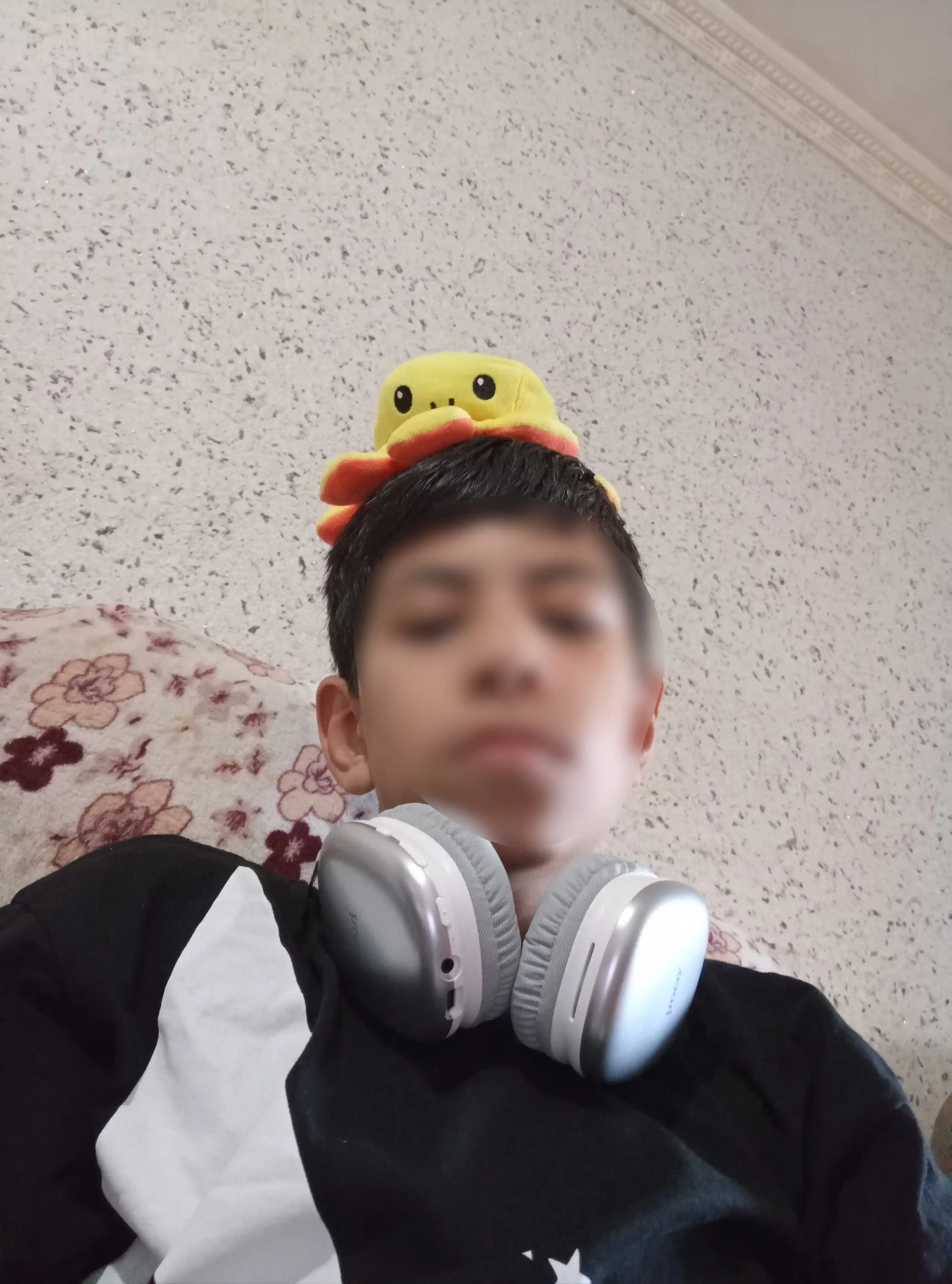 Simsiz quloqchinlar Hoco W35, to'liq o'lcham