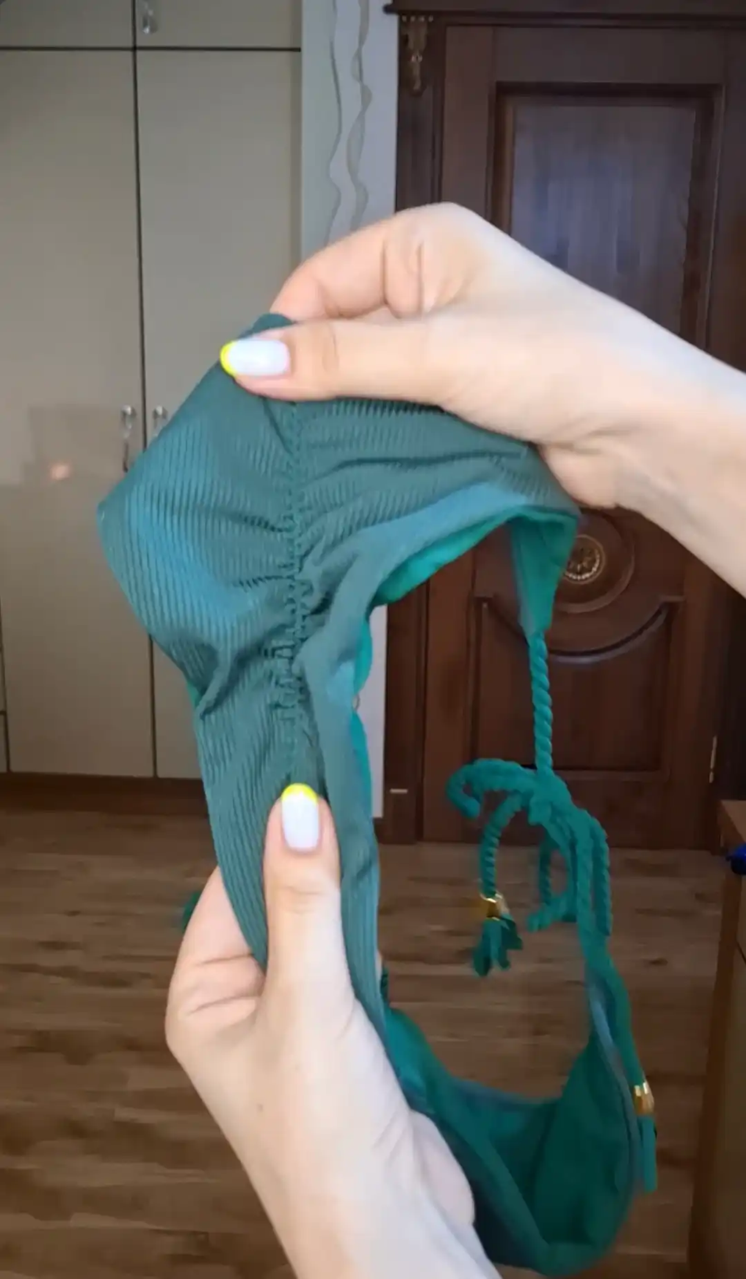 Ayollar uchun uchburchak kosali bikini, string tursiklar, alohida, 6 rangda