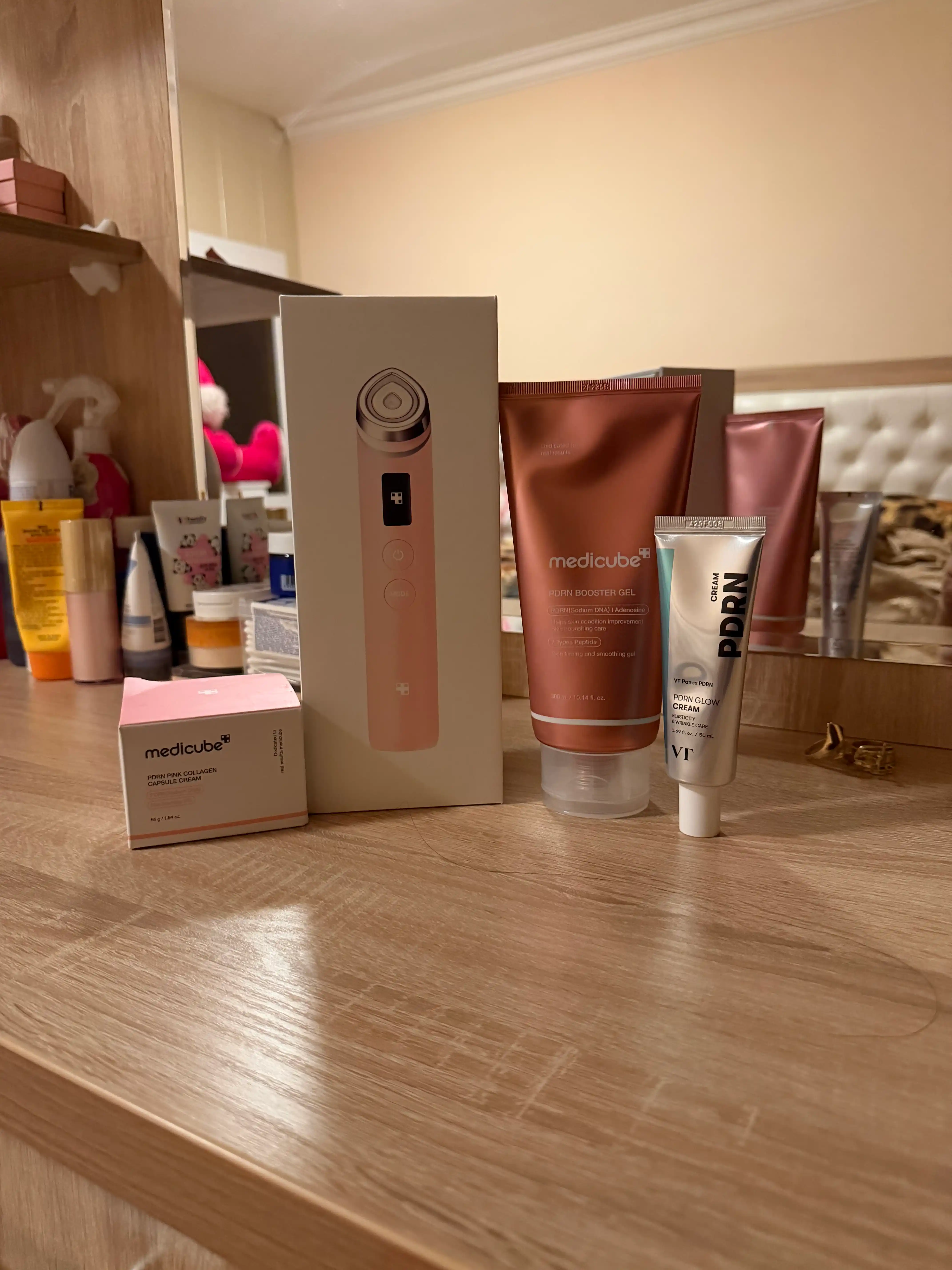 Капсульный крем для лица Medicube Capsule Cream, для осветления, лифтинга кожи