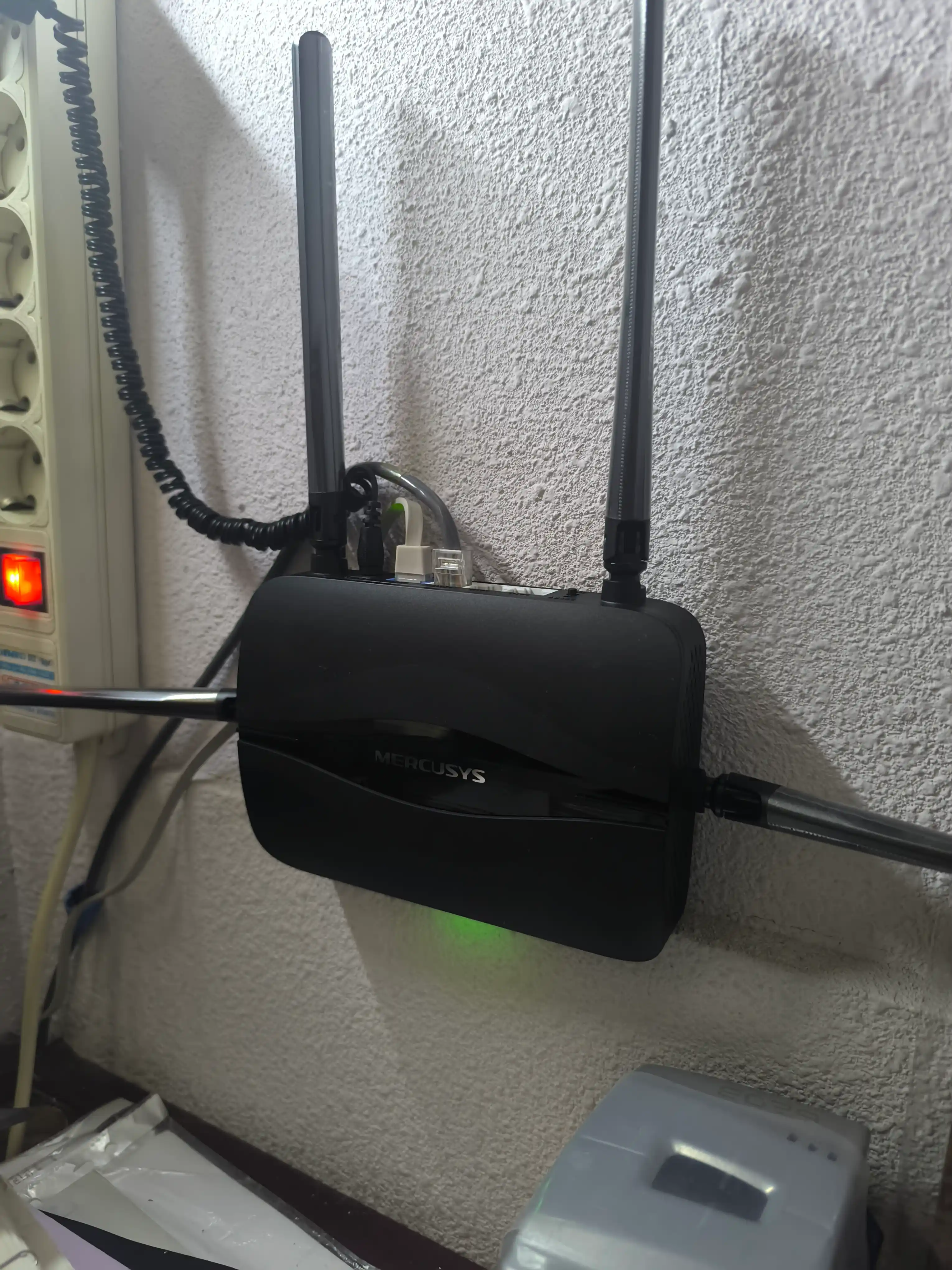 Mercusys MR25BE — BE3600 Двухдиапазонный Wi-Fi 7 Гигабит роутер