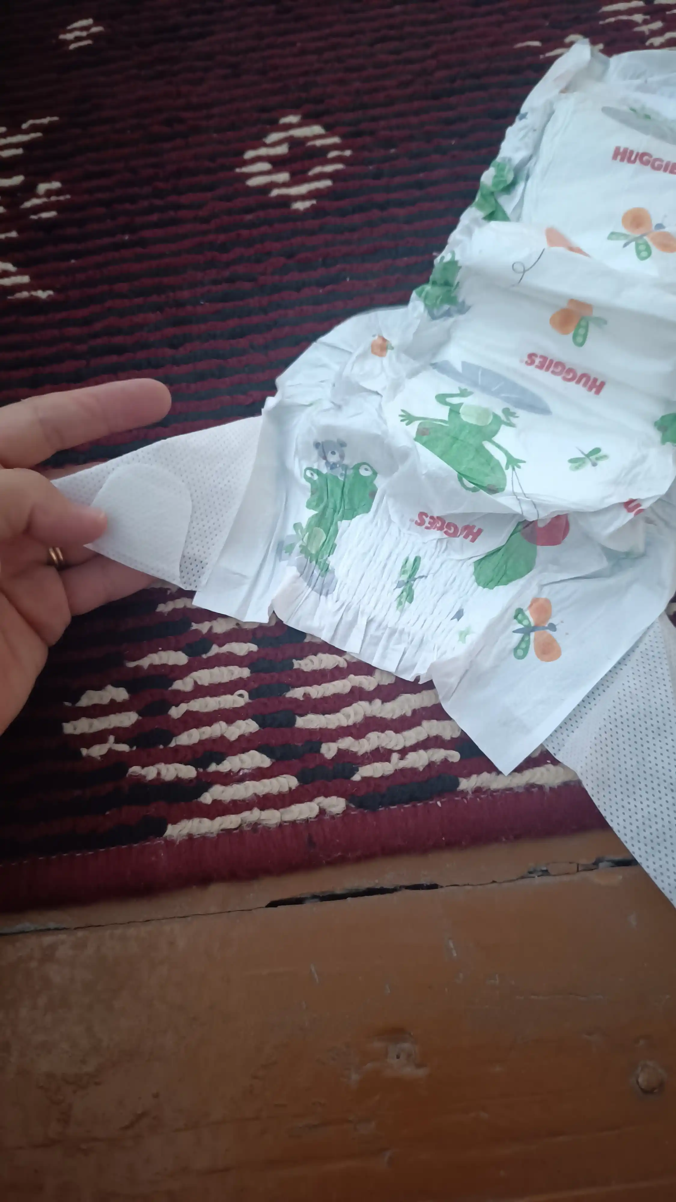 Huggies Classic tagliklari 7-18kg, 4-o'lcham, 68 dona