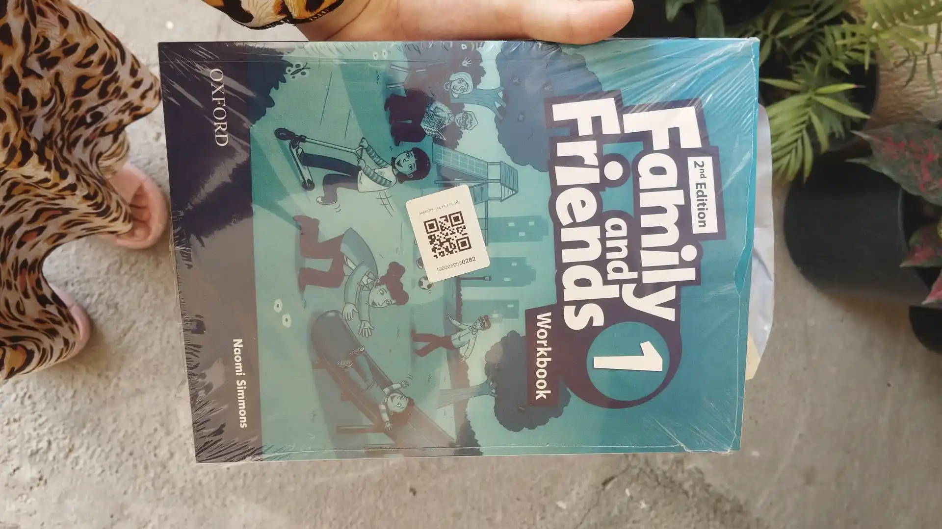Family and Friends 1, 2 Class Book+Workbook Naomi Simmons 240x170