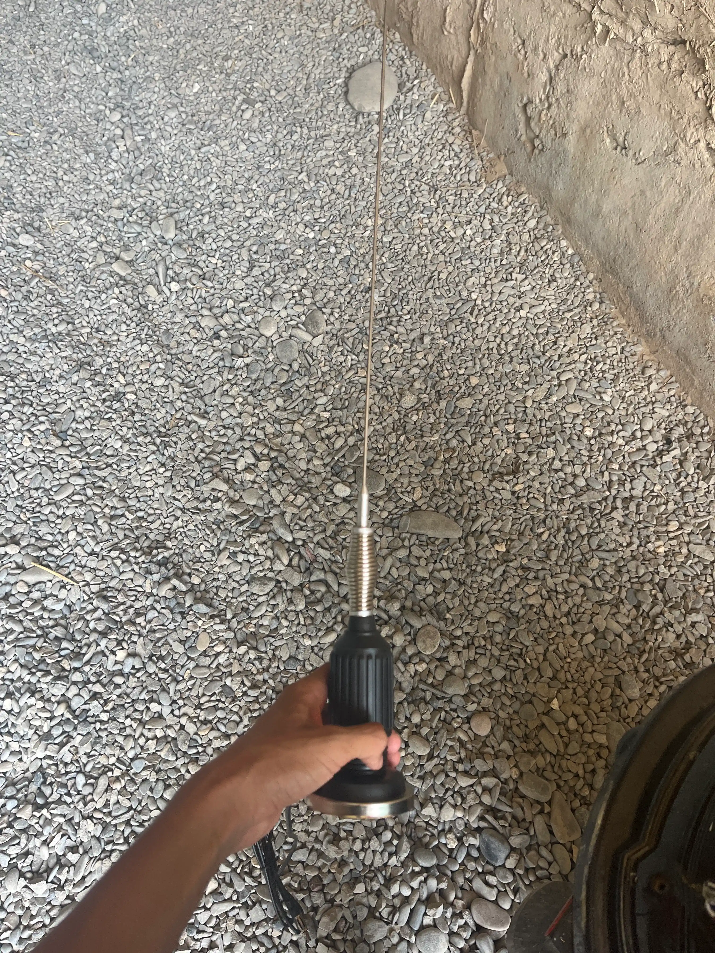 Avtomobil tomiga antenna, magnitda, 87 sm