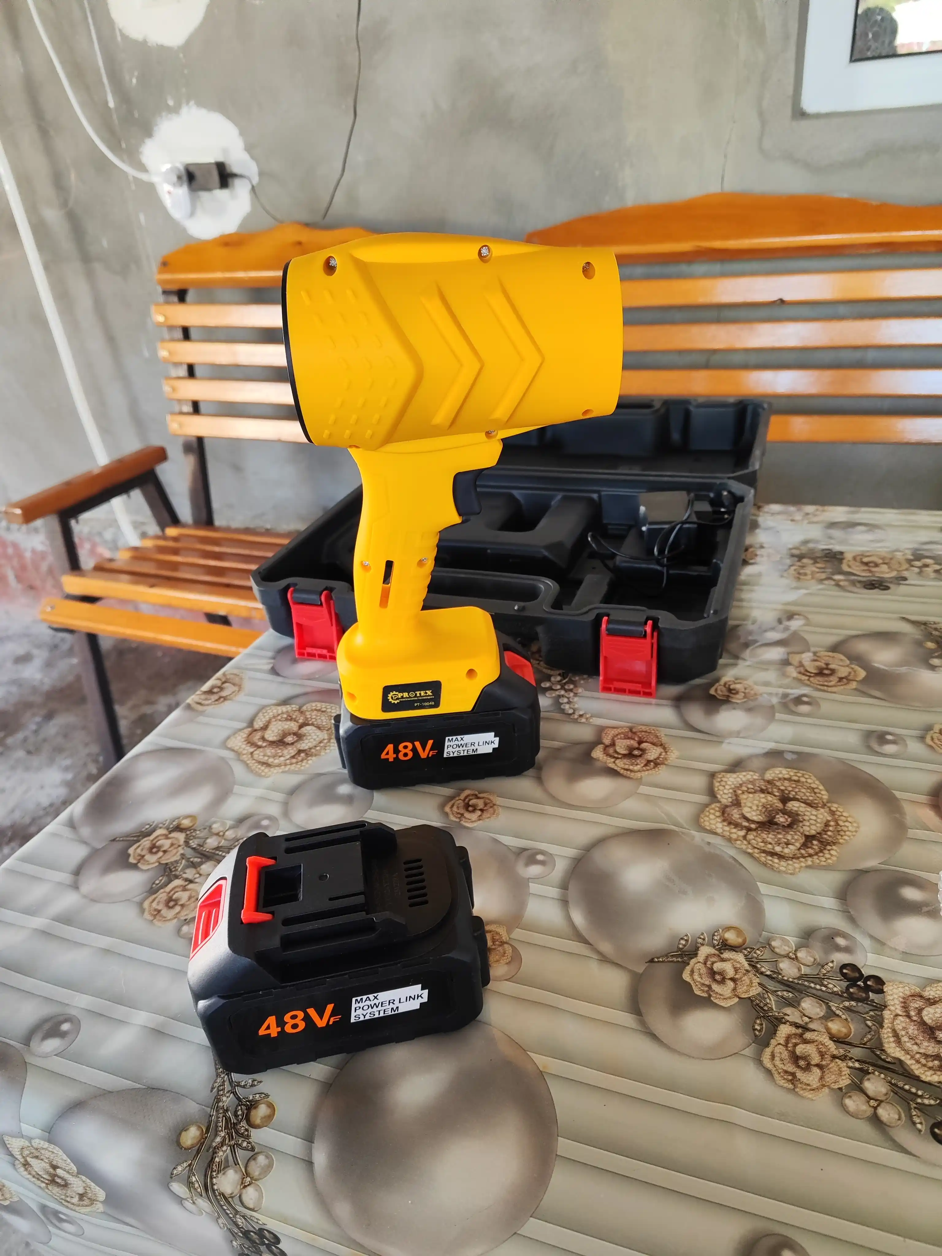 20V akkumulyatorli havo purkagich