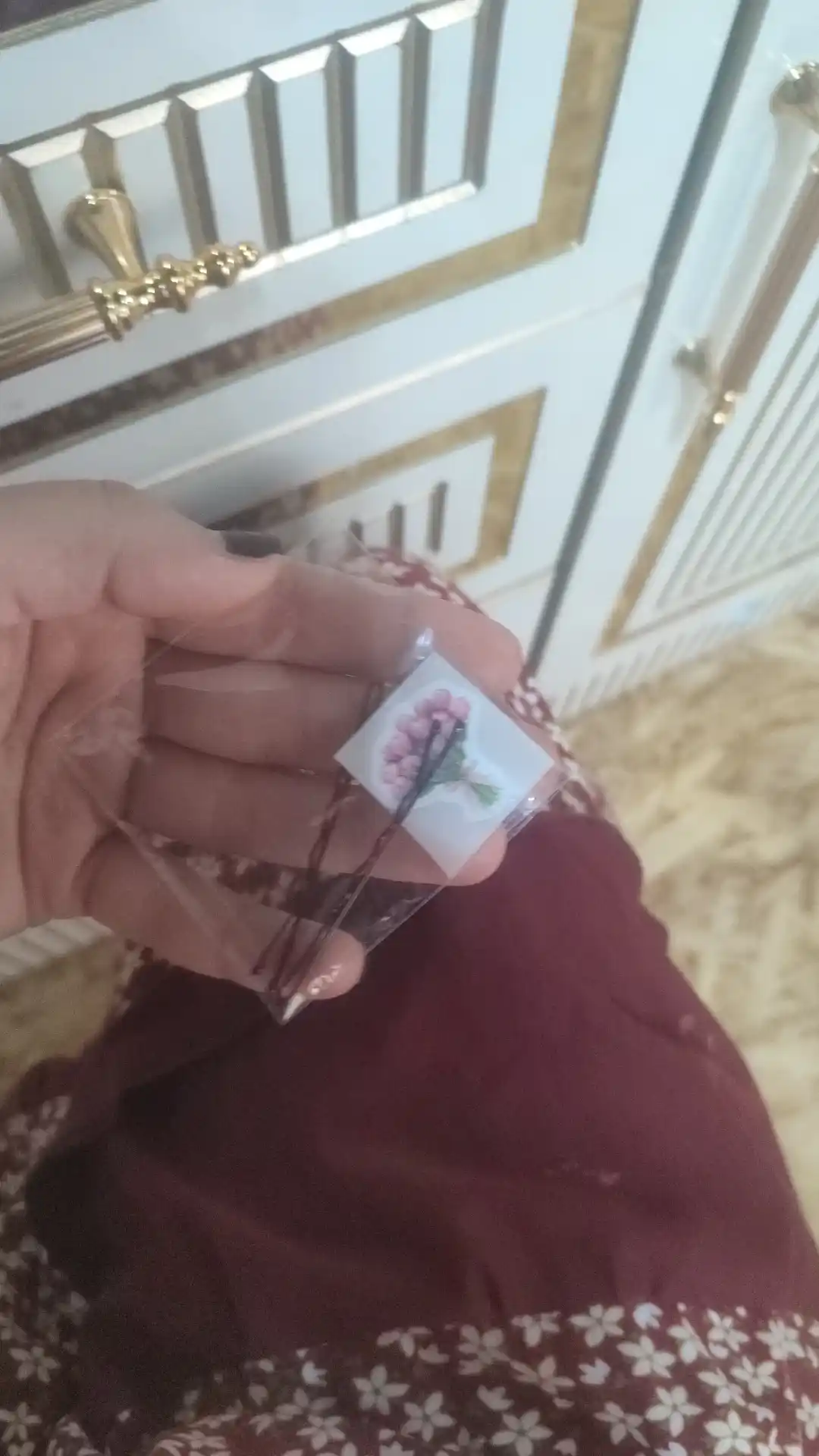 Patchlar husnbuzar, ugri va qora nuqtalarga qarshi, tabiiy o‘simlik ekstrakti bilan