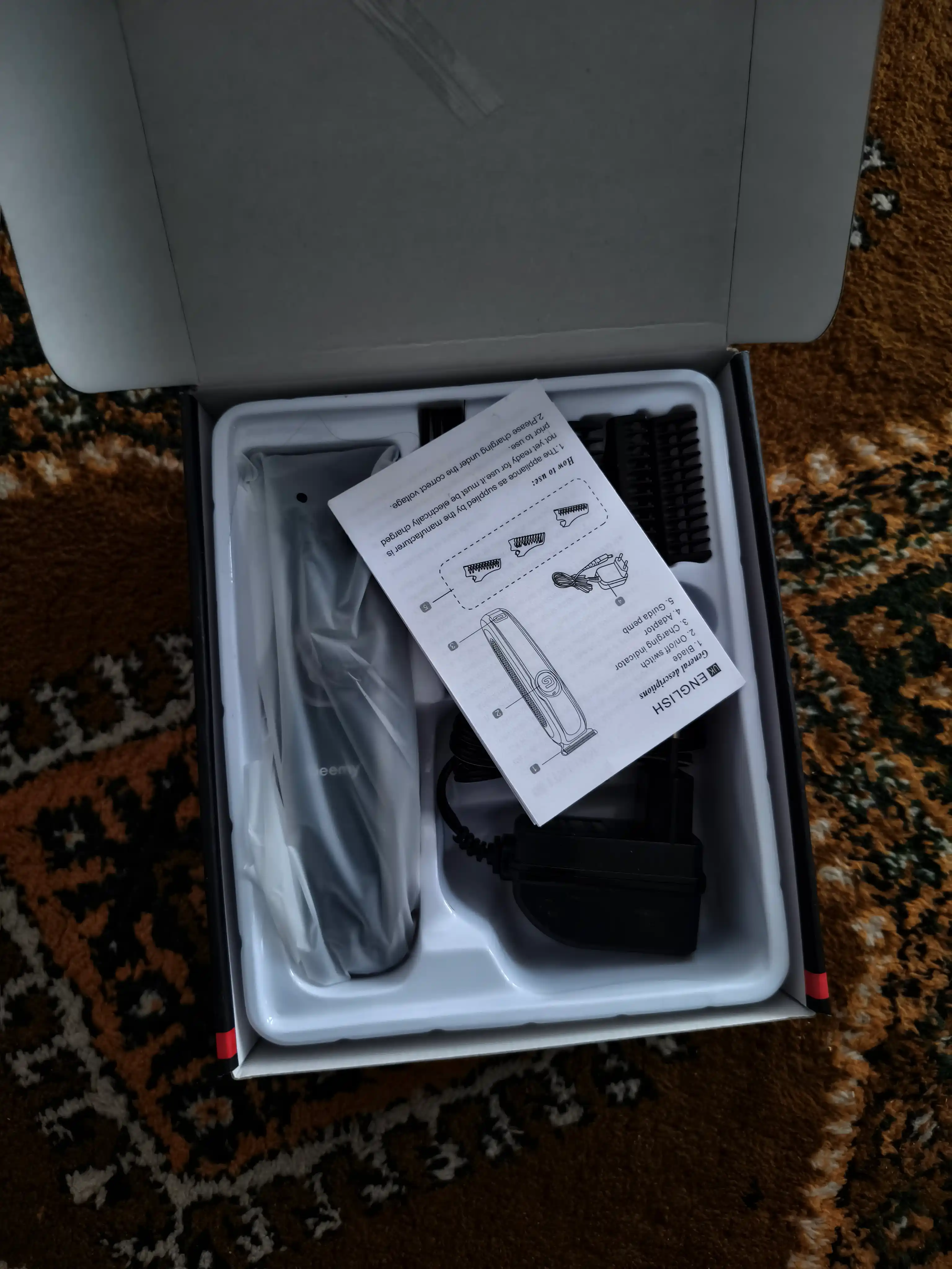 Professional soch va soqol olish mashinkasi GEEMY GM-6050 – akkumulyatorli trimmer