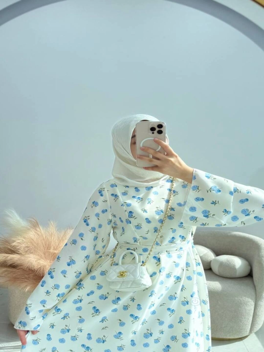 Ayollar ko‘ylagi, uzun, Selena, yumshoq matodan, erkin bichimli, 42-50 o‘lchamlarda