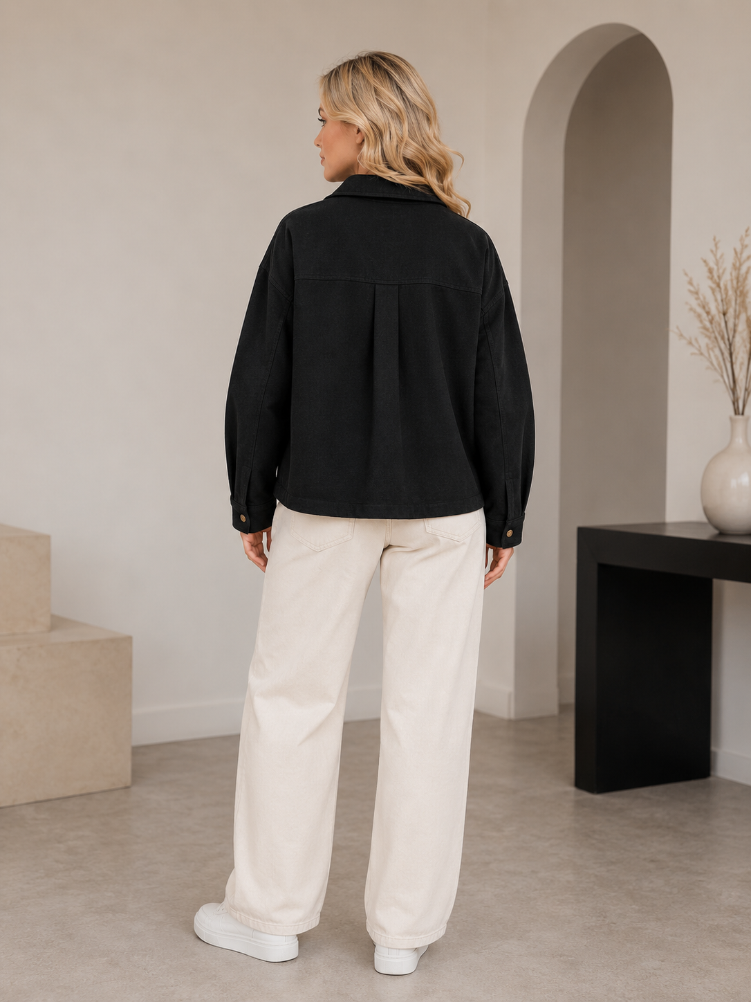 Ayollar uchun qora jins ko'ylak (Oversize) – Uzun yengli, tugmali, Casual, Street Style