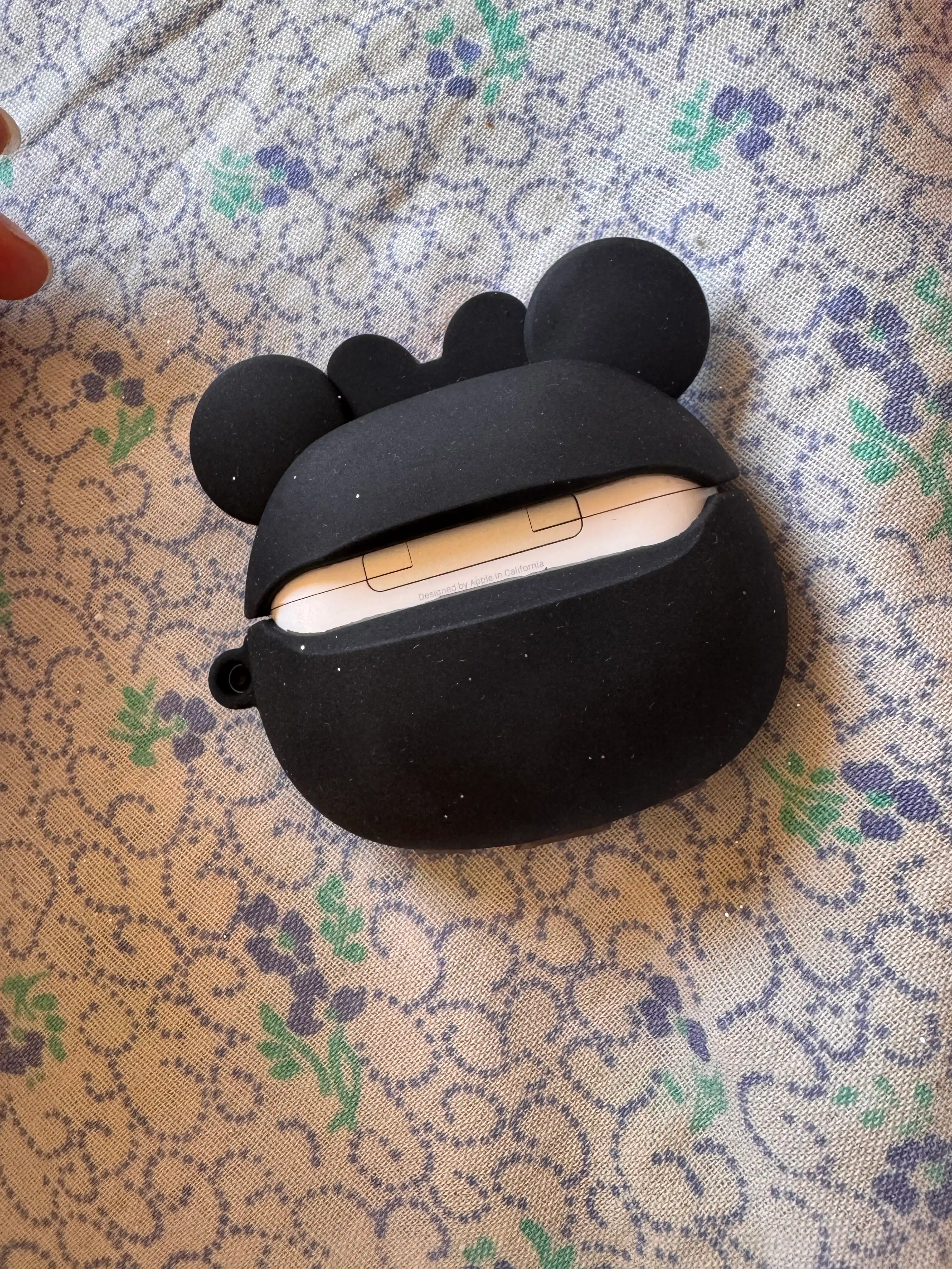 AirPods uchun silikon himoya g‘ilofi Kawaii dizaynli