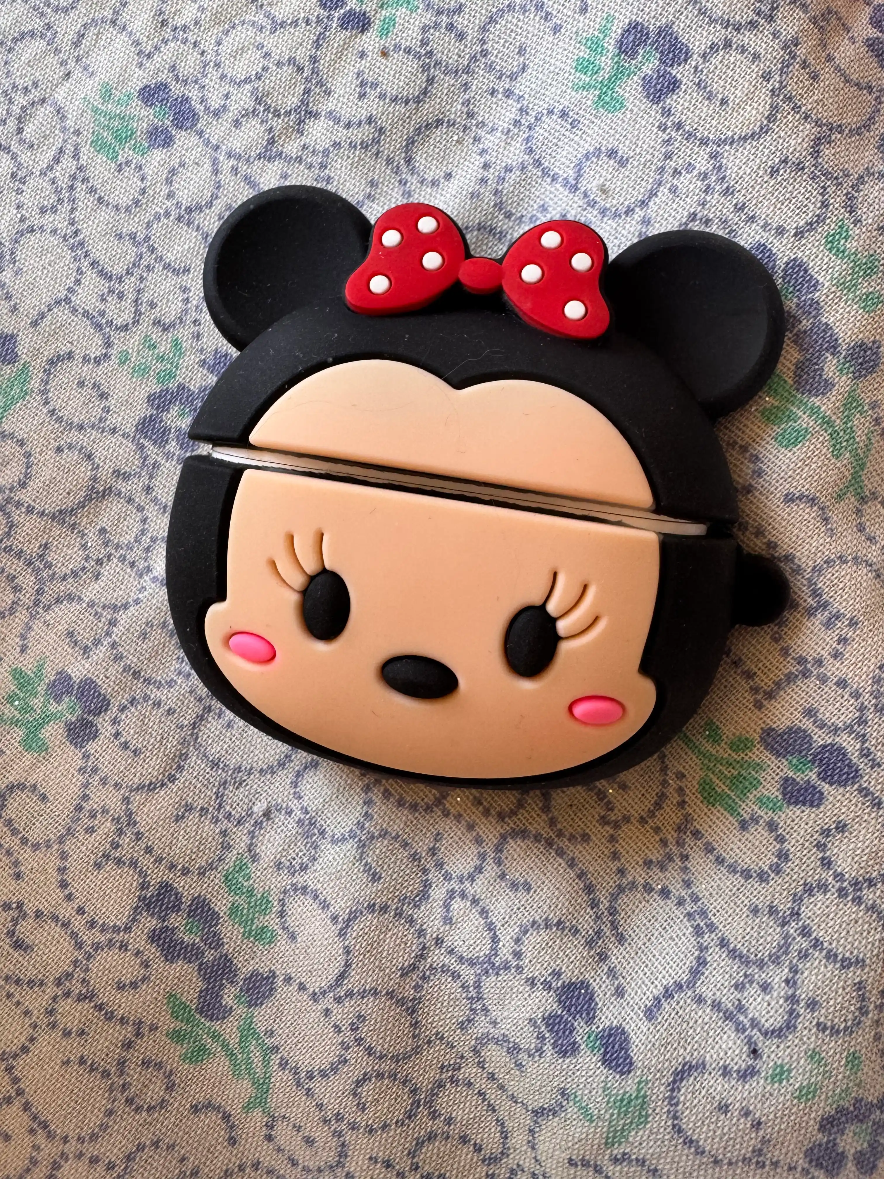 AirPods uchun silikon himoya g‘ilofi Kawaii dizaynli