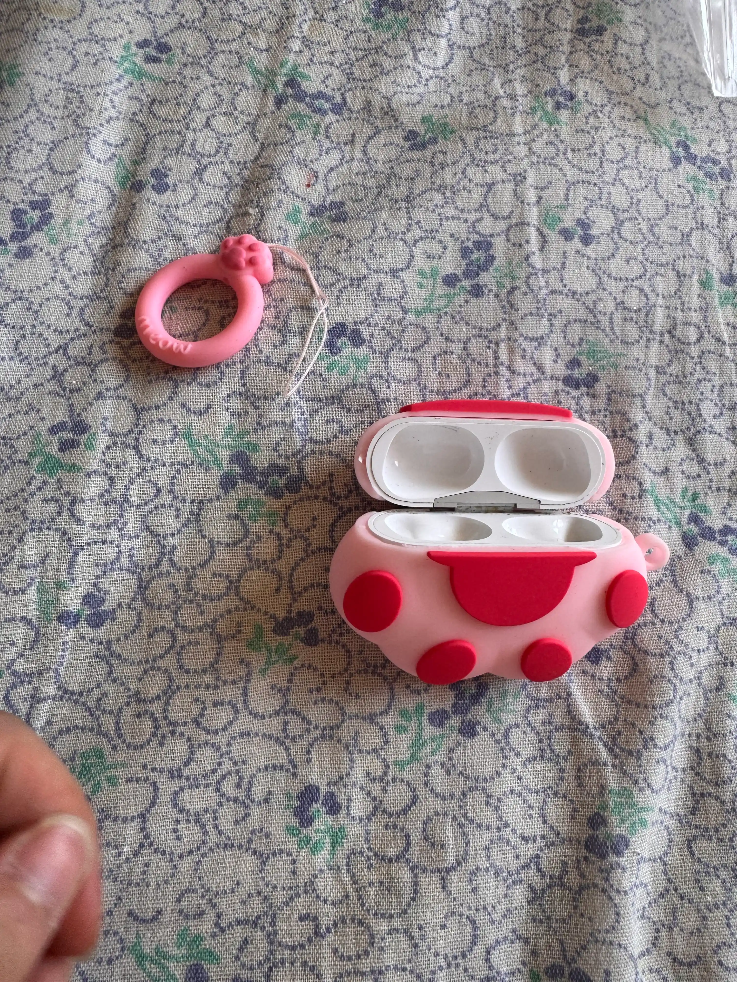 AirPods uchun silikon himoya g‘ilofi Kawaii dizaynli
