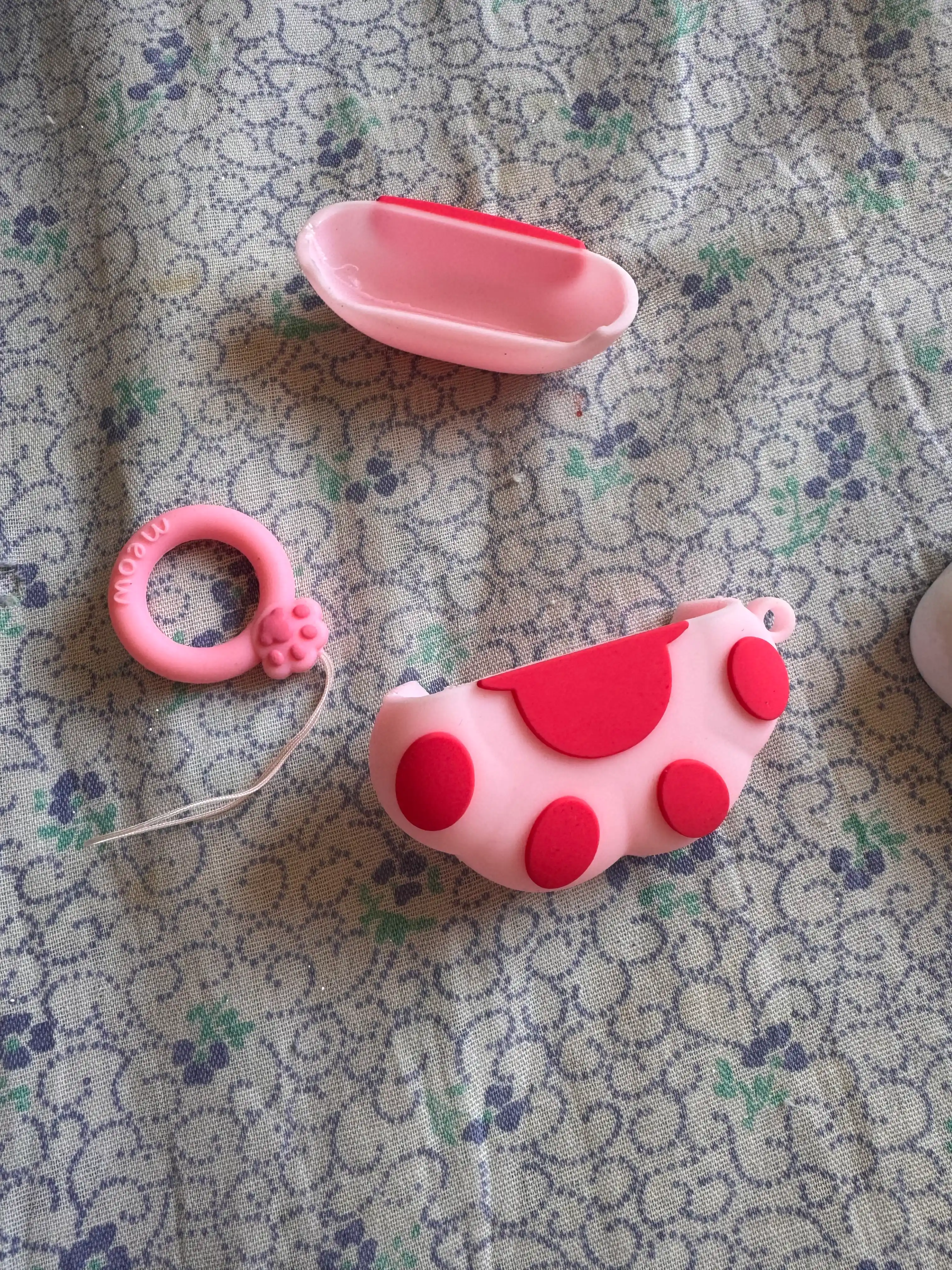 AirPods uchun silikon himoya g‘ilofi Kawaii dizaynli