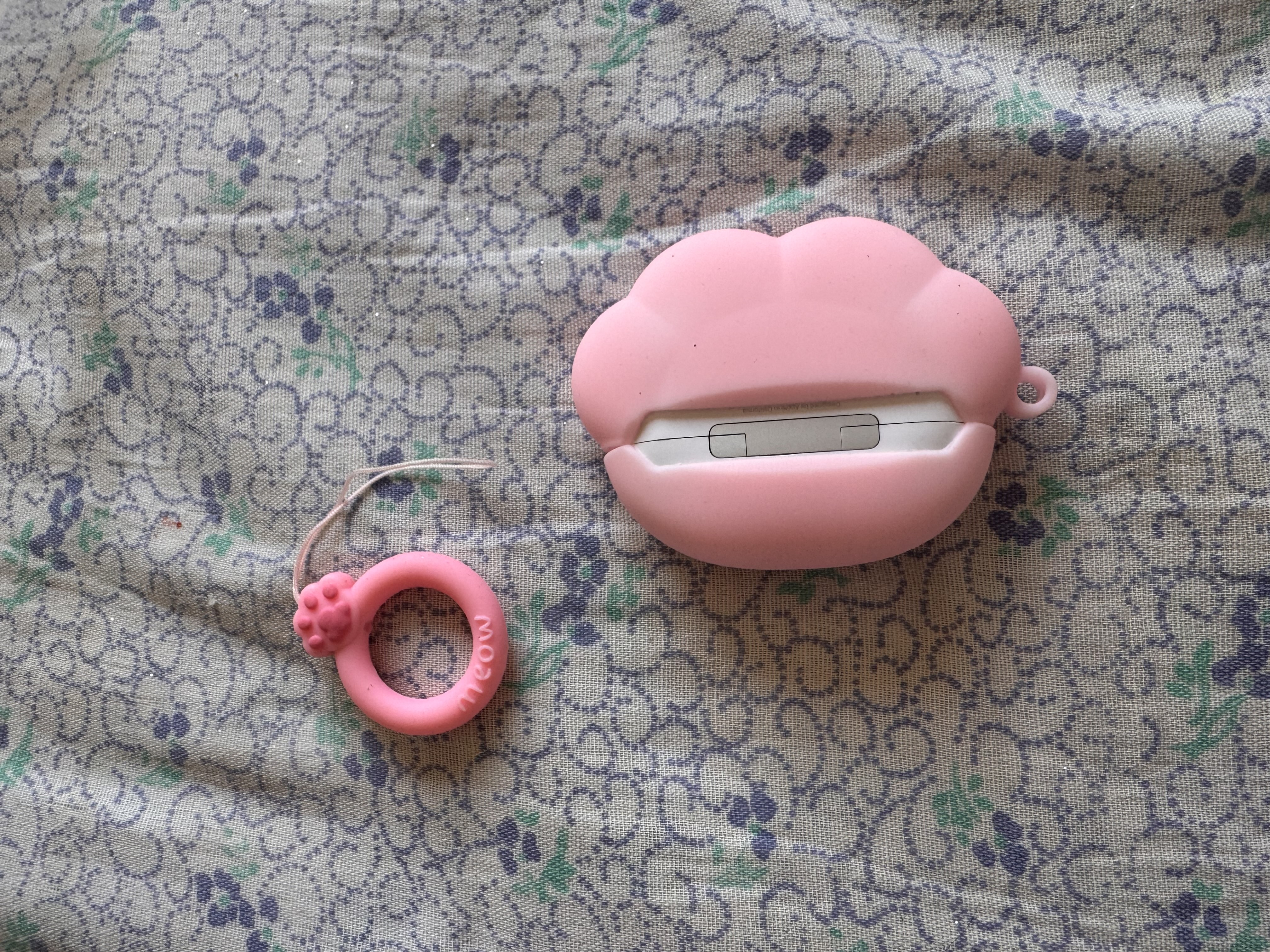 AirPods uchun silikon himoya g‘ilofi Kawaii dizaynli
