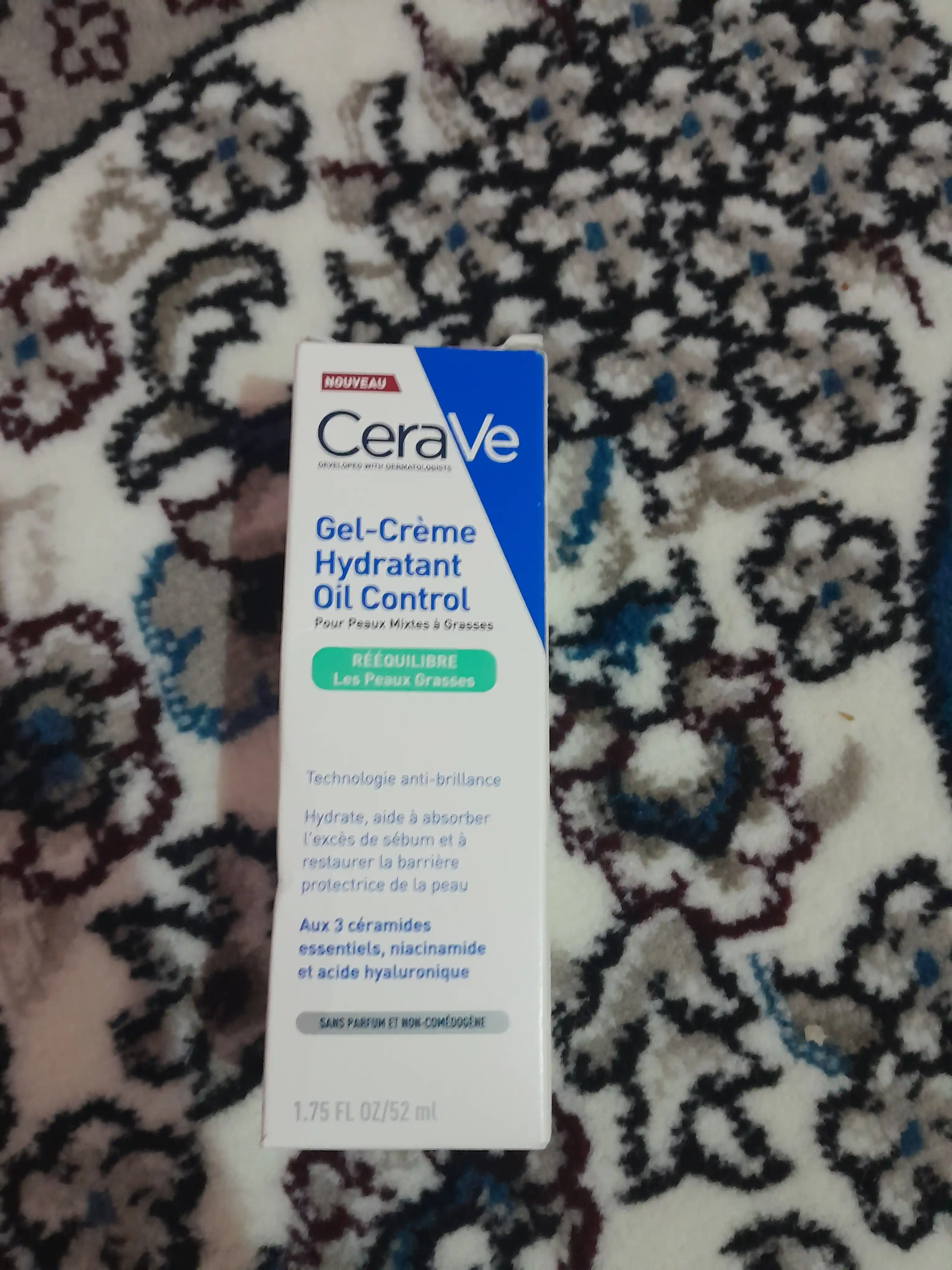 Yog‘li va aralash yuz terisi uchun namlantiruvchi CERAVE gel-kremi, 52 ml