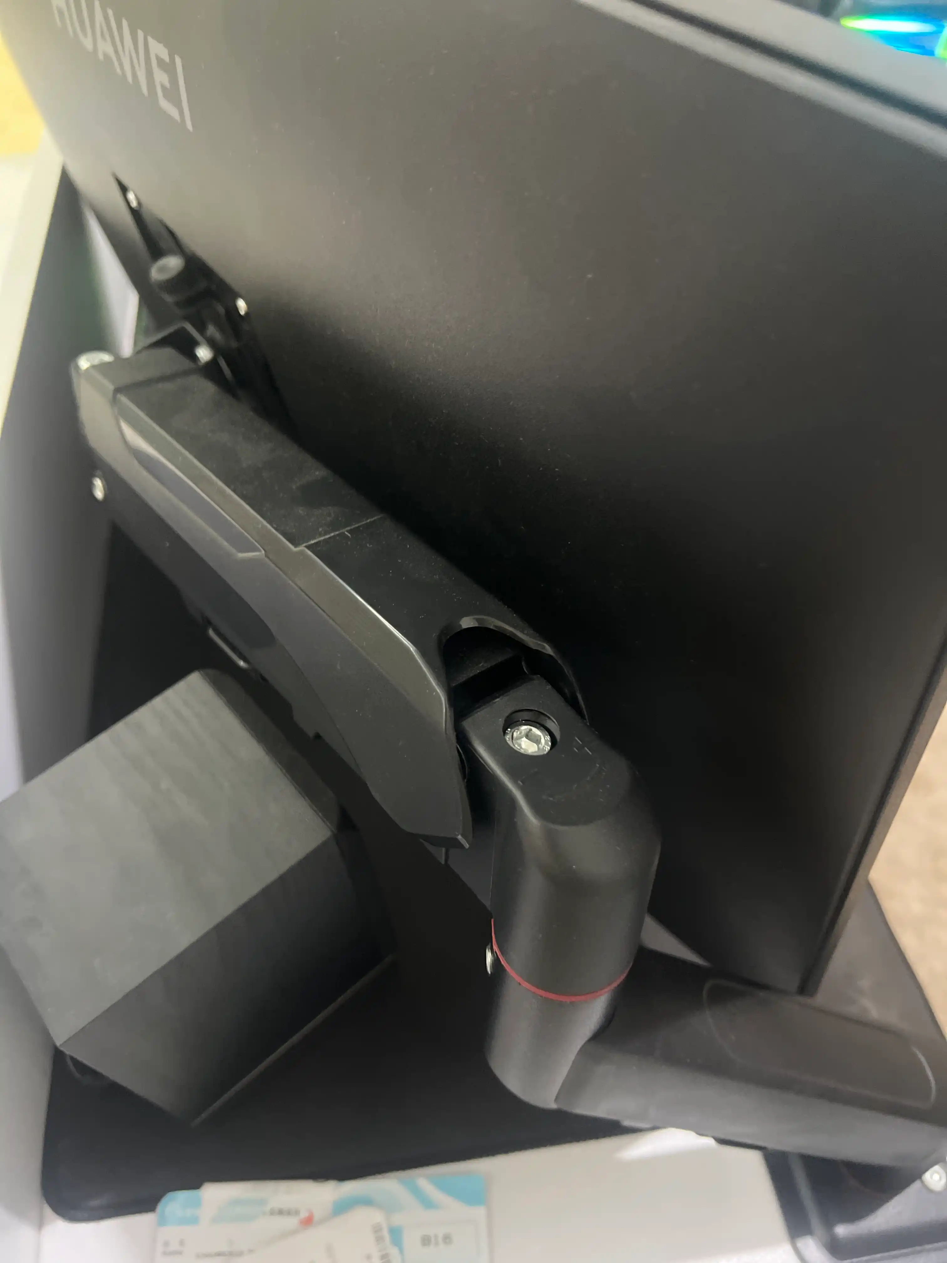 Monitor kronshteyn, ekran diagonali 17-32", 10 kg