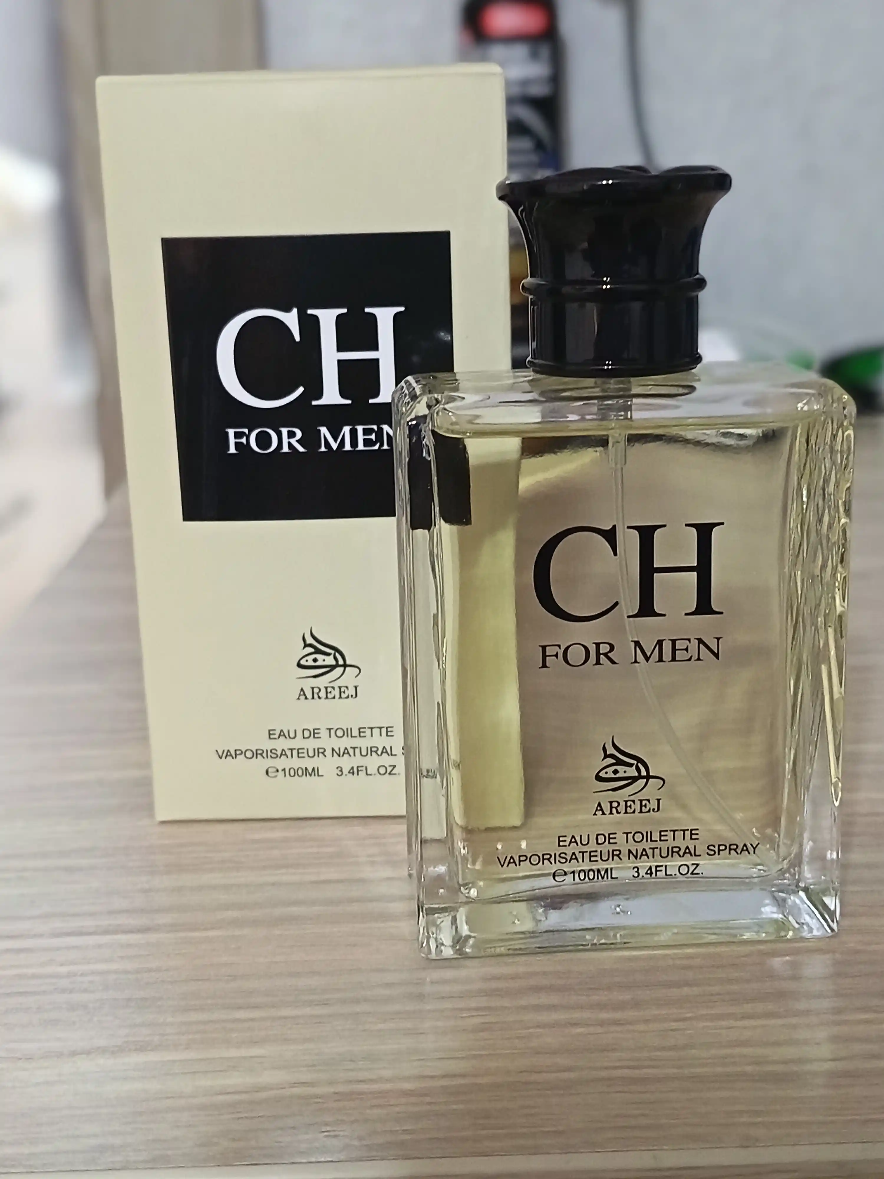 Erkaklar uchun atir Areej CH for men klassik aromatik-yog‘och hid, sitrusli ochilish