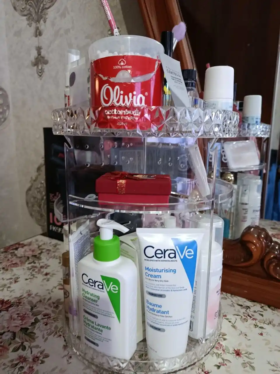 Органайзер для парфюмерной продукции, прозрачный, вращающийся