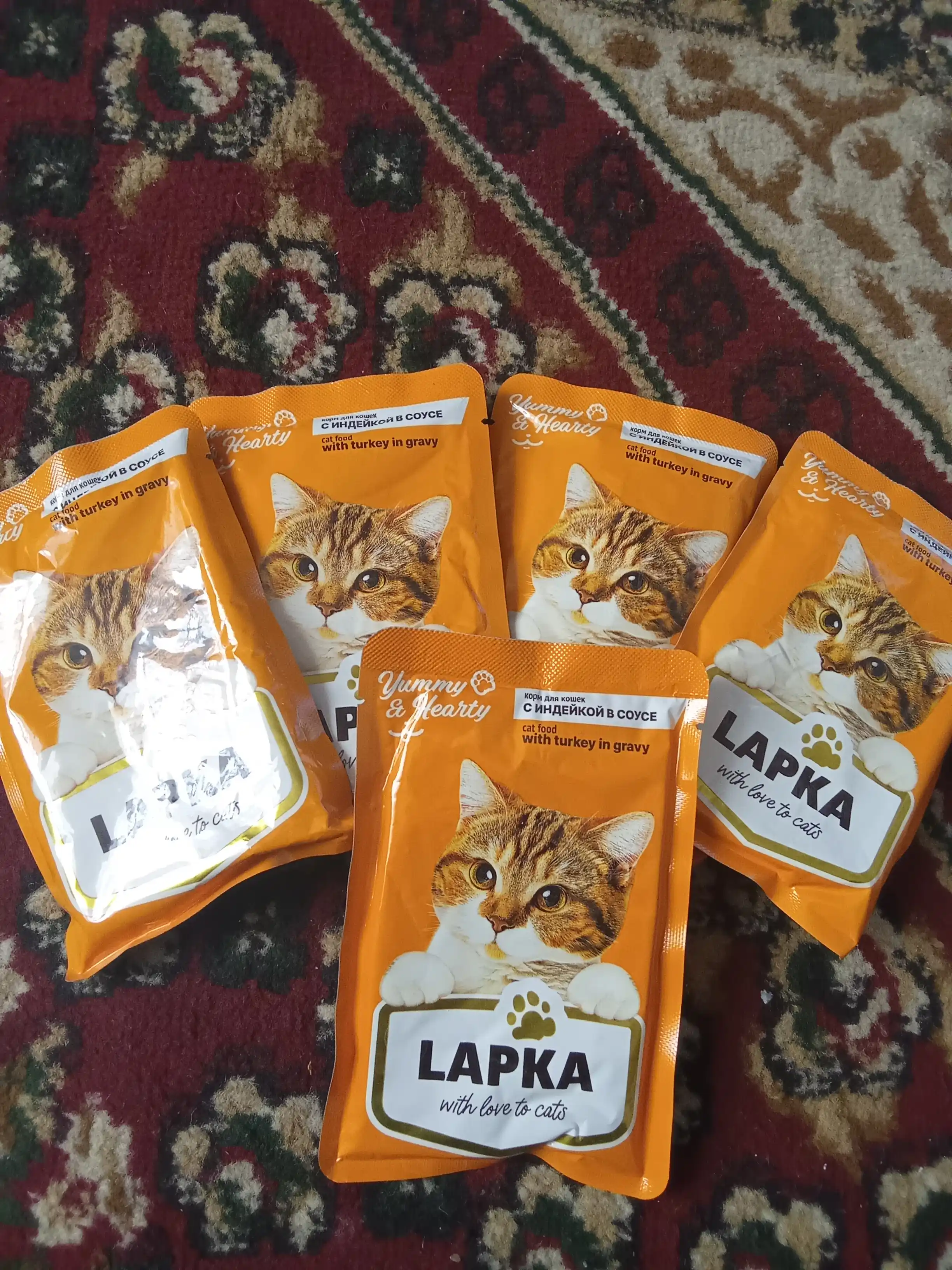 Lapka  mushuklar uchun nam yem sousli kurka bilan, 85 gr 5 dona
