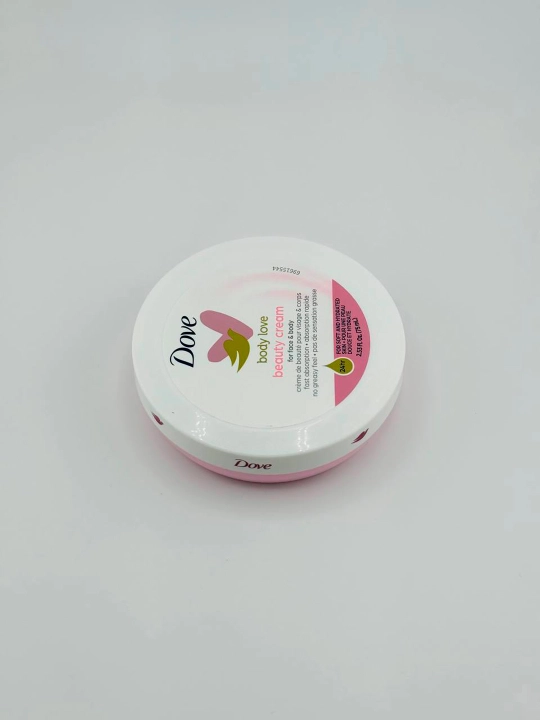 Yengil oziqlantiruvchi formulali yuz va tana uchun namlovchi krem, 75 ml