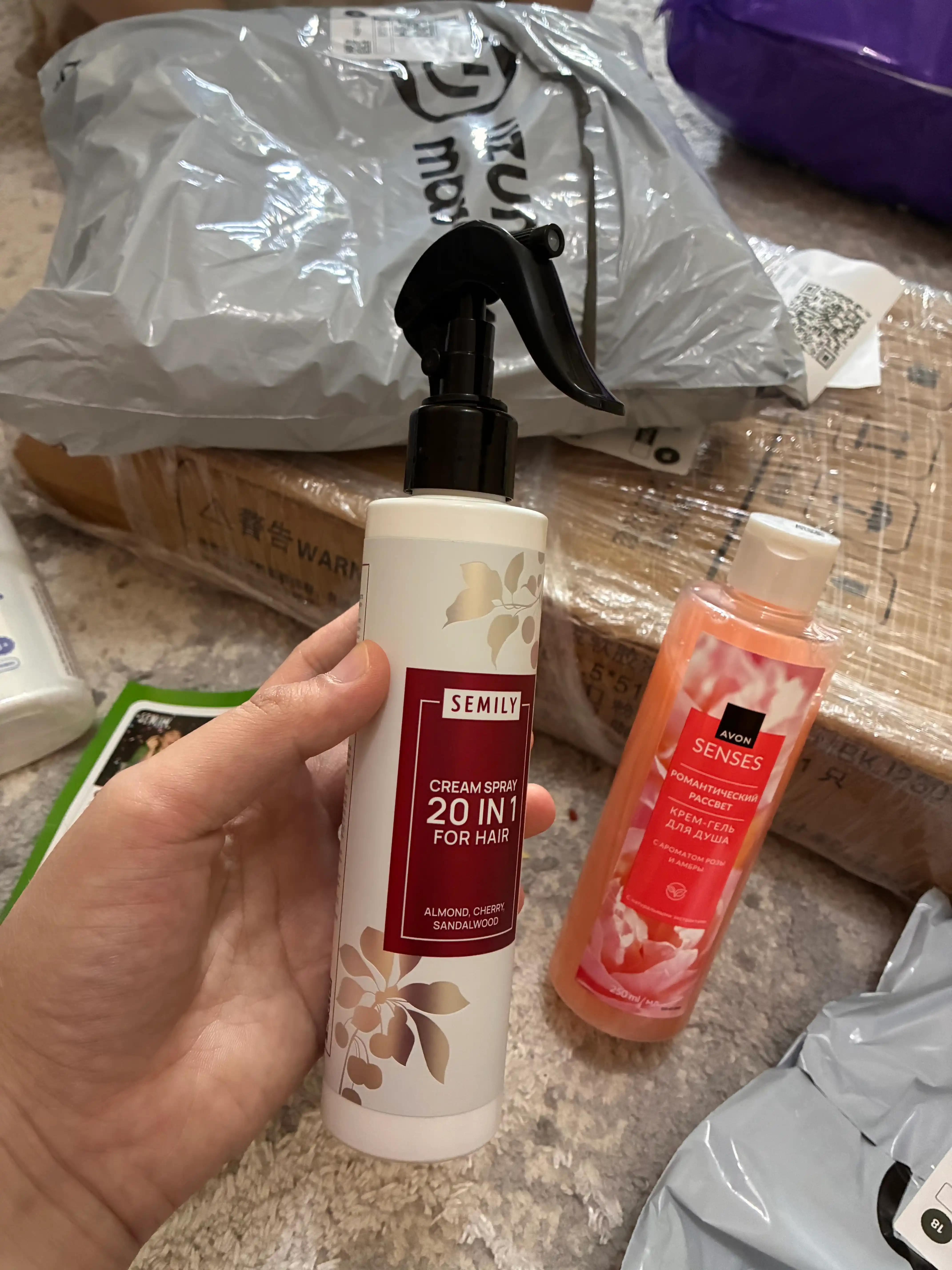 SEMILY soch spreyi, sochlarni issiqlikdan himoyalovchi xushbo‘y krem, soch parvarishi uchun 200 ml